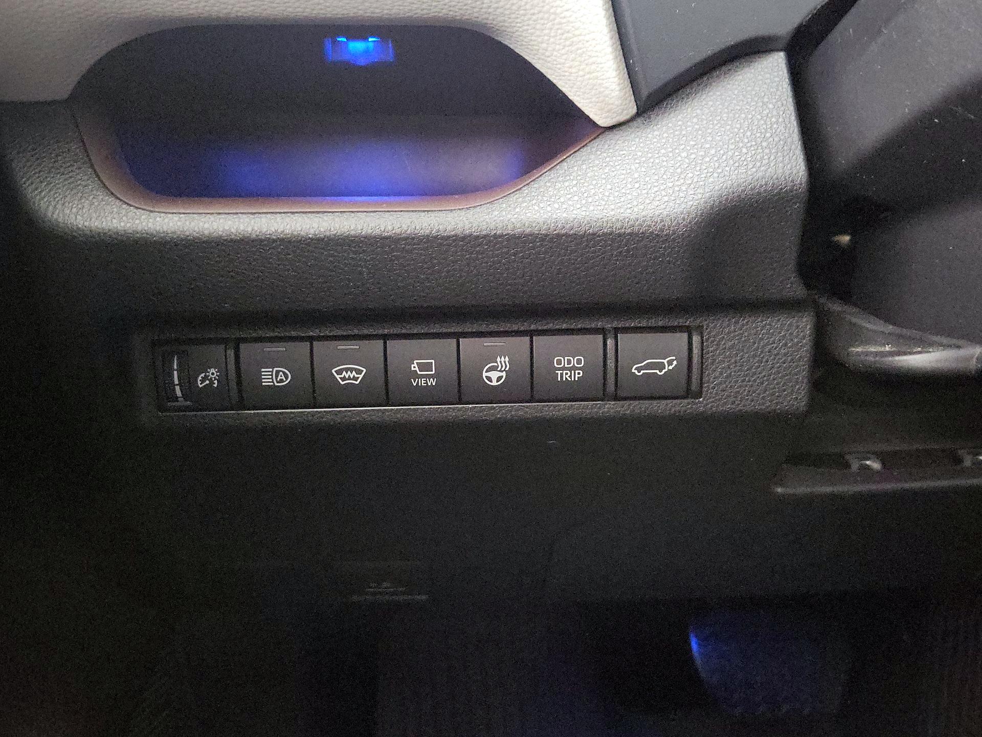 Thumbnail: 2023 Toyota RAV4 - 13