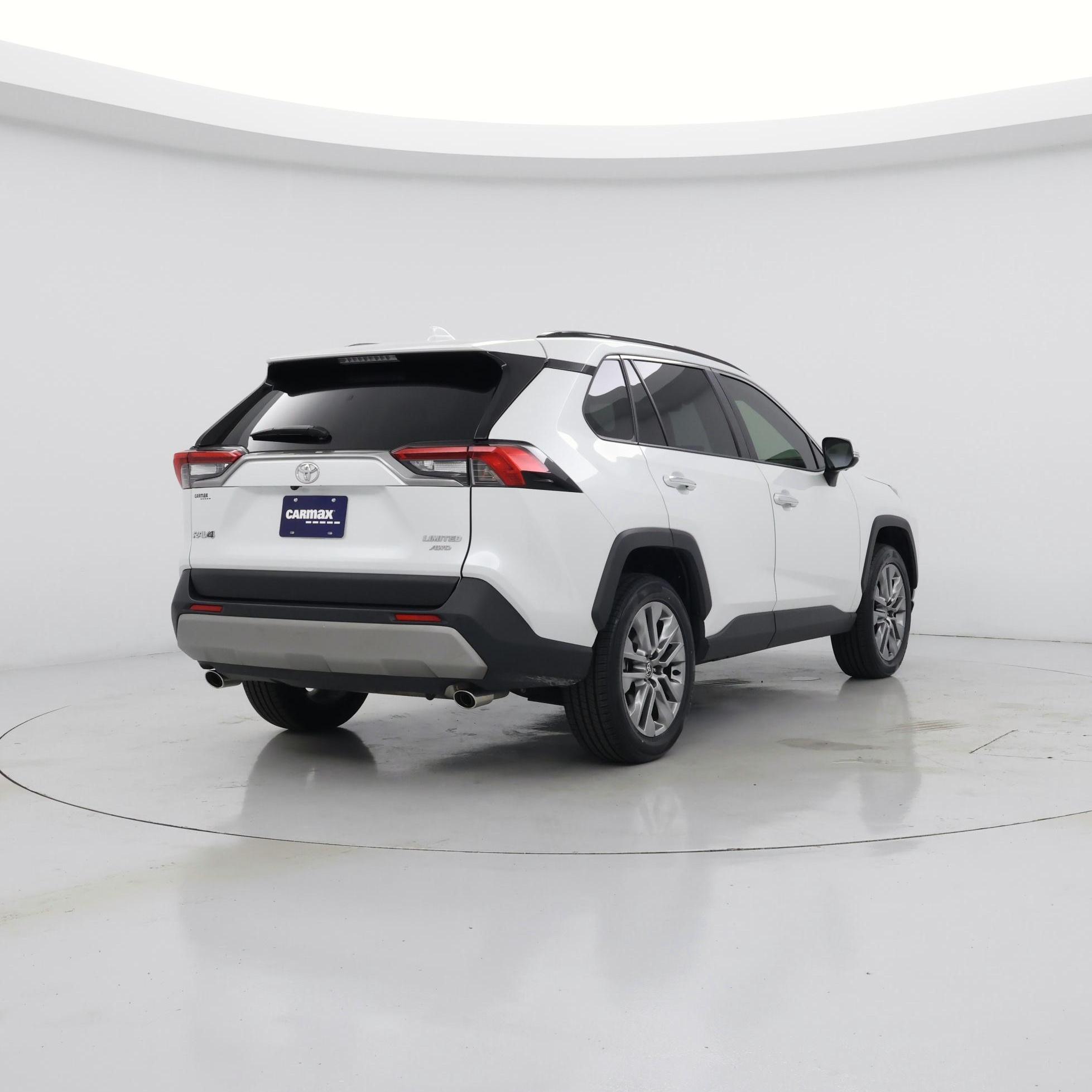 Thumbnail: 2023 Toyota RAV4 - 8