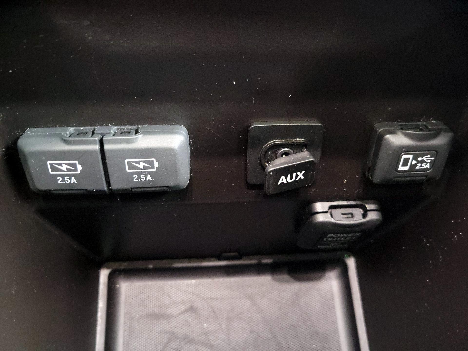 Thumbnail: 2020 Acura MDX - 18