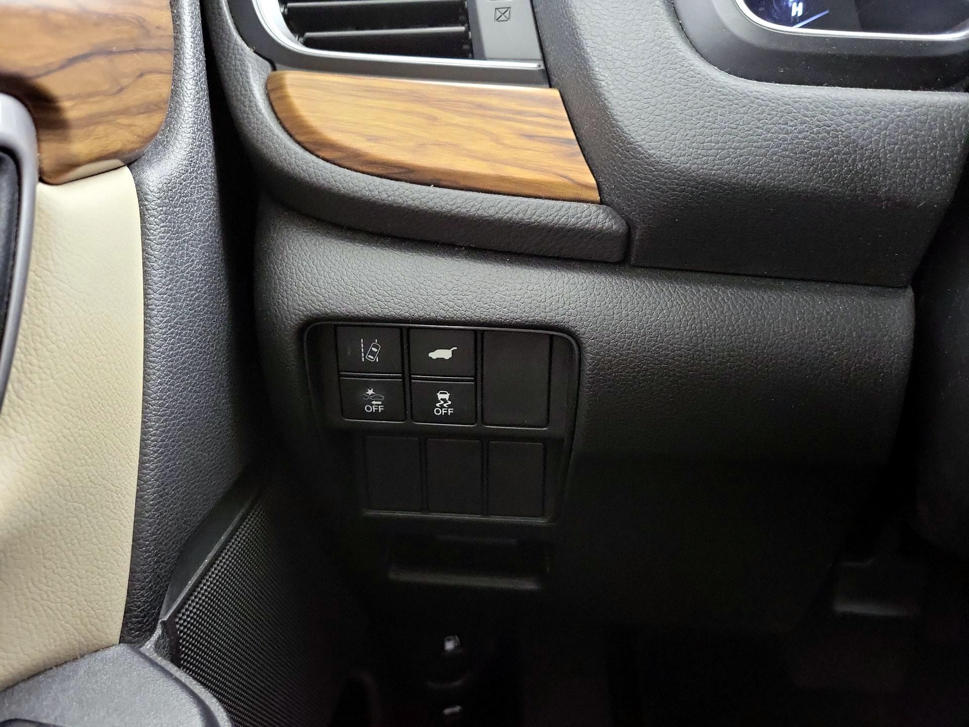 Thumbnail: 2018 Honda CR-V - 13