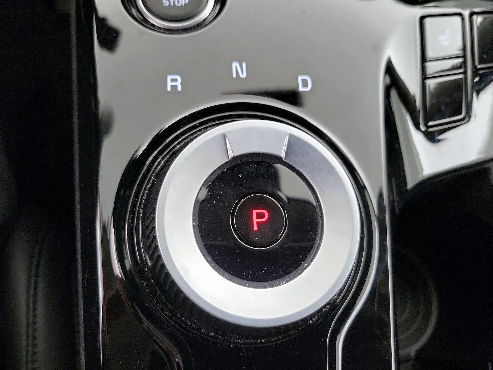 2025 Kia Sportage EX Hybrid - Photo 19