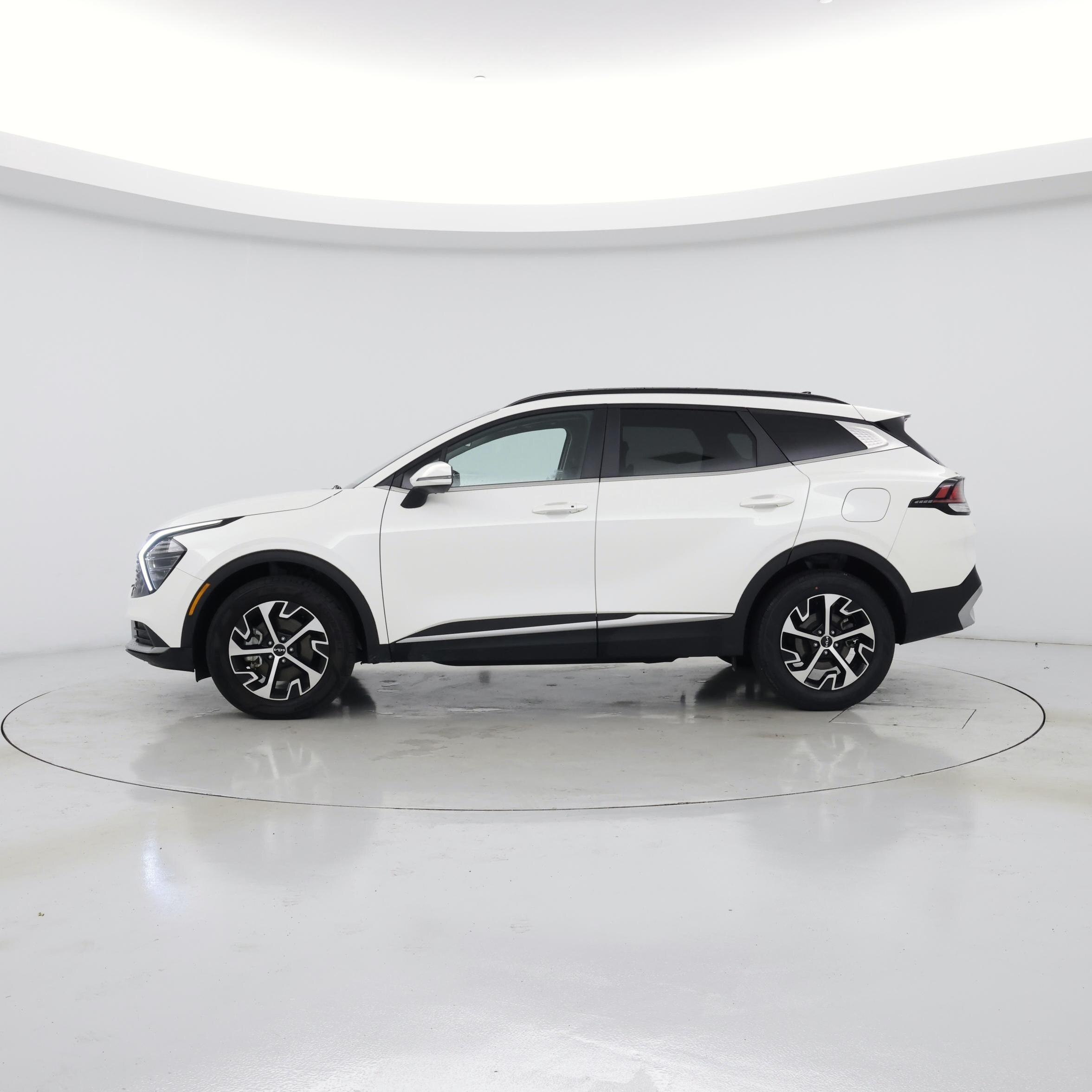 Thumbnail: 2025 Kia Sportage - 3