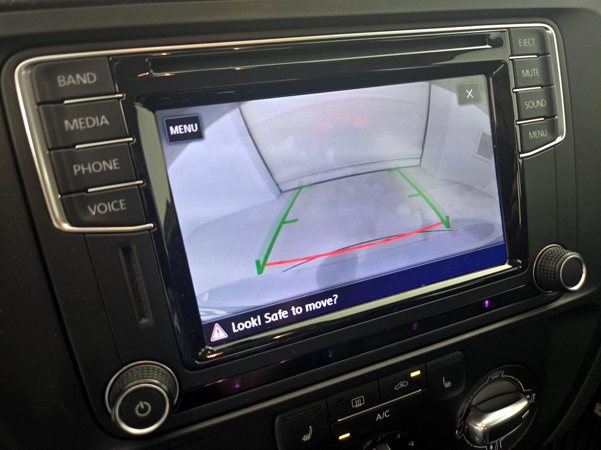 Thumbnail: 2017 Volkswagen Jetta - 14