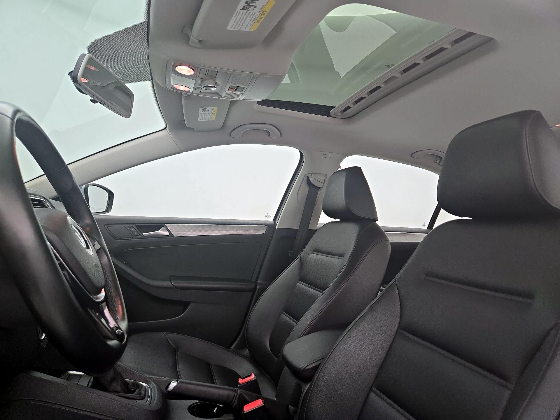 Thumbnail: 2017 Volkswagen Jetta - 19