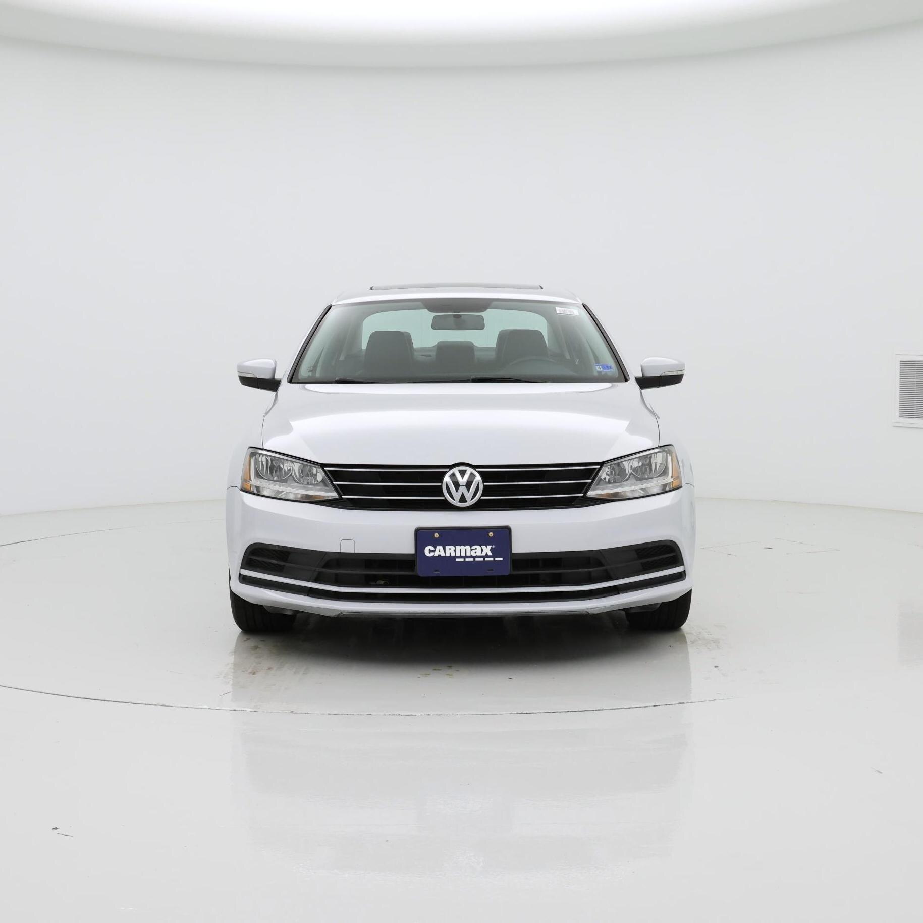Thumbnail: 2017 Volkswagen Jetta - 5