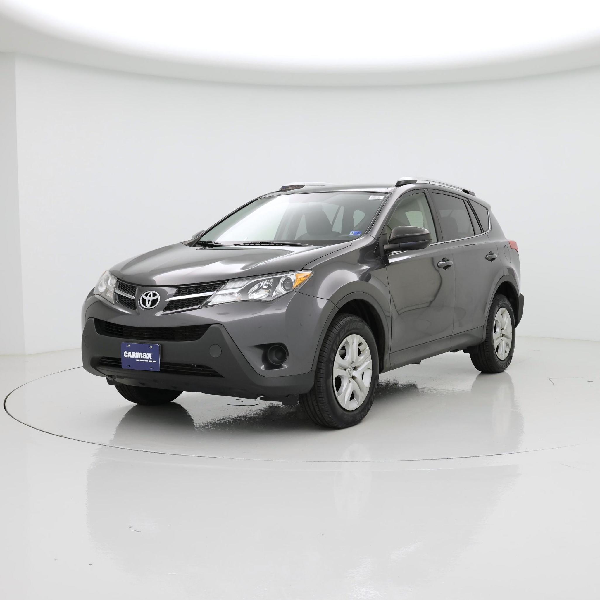 Thumbnail: 2015 Toyota RAV4 - 4