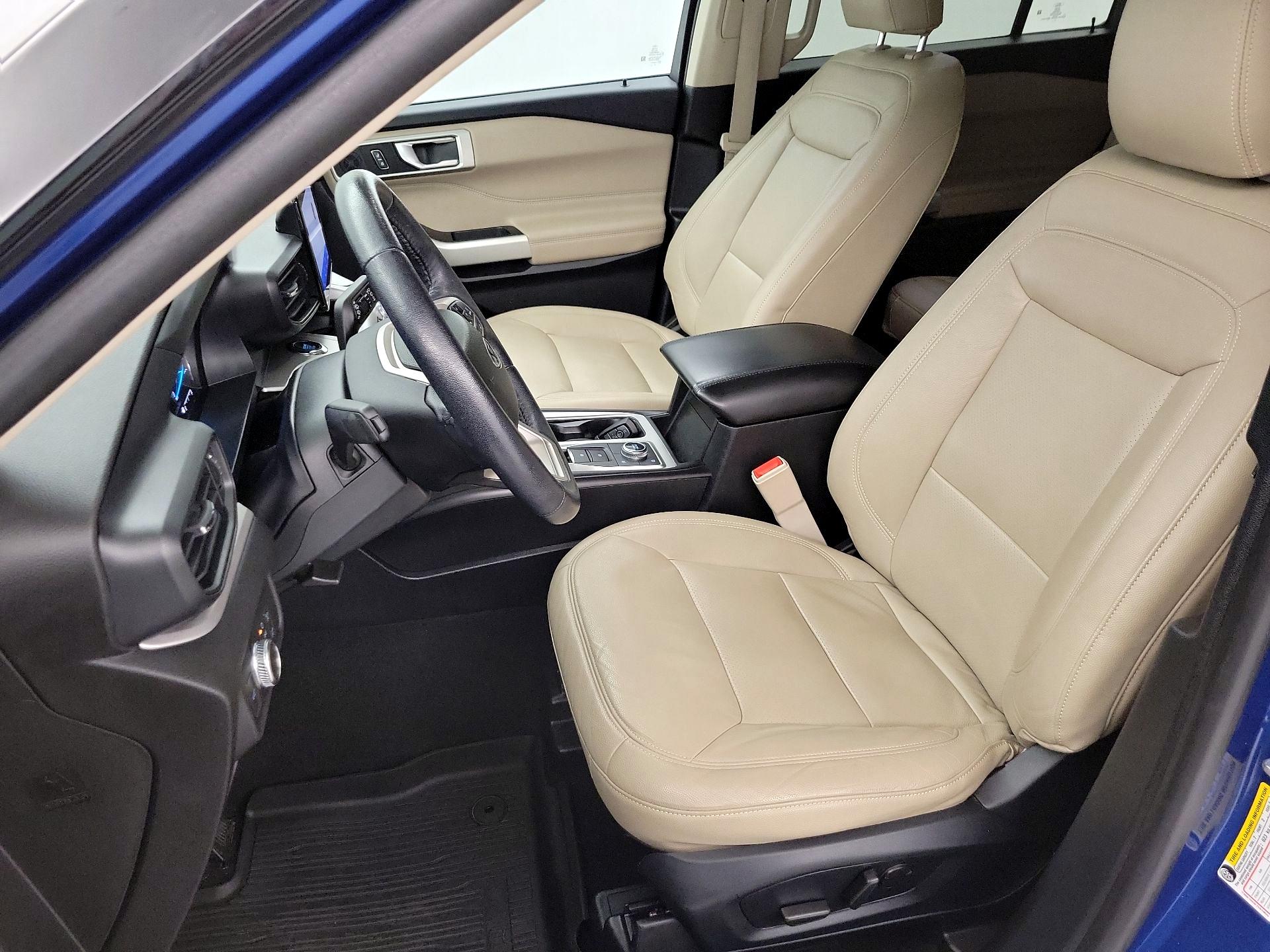 Thumbnail: 2022 Ford Explorer - 11