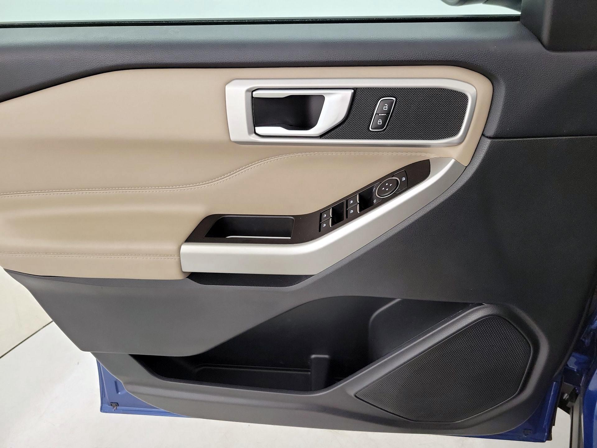 Thumbnail: 2022 Ford Explorer - 12