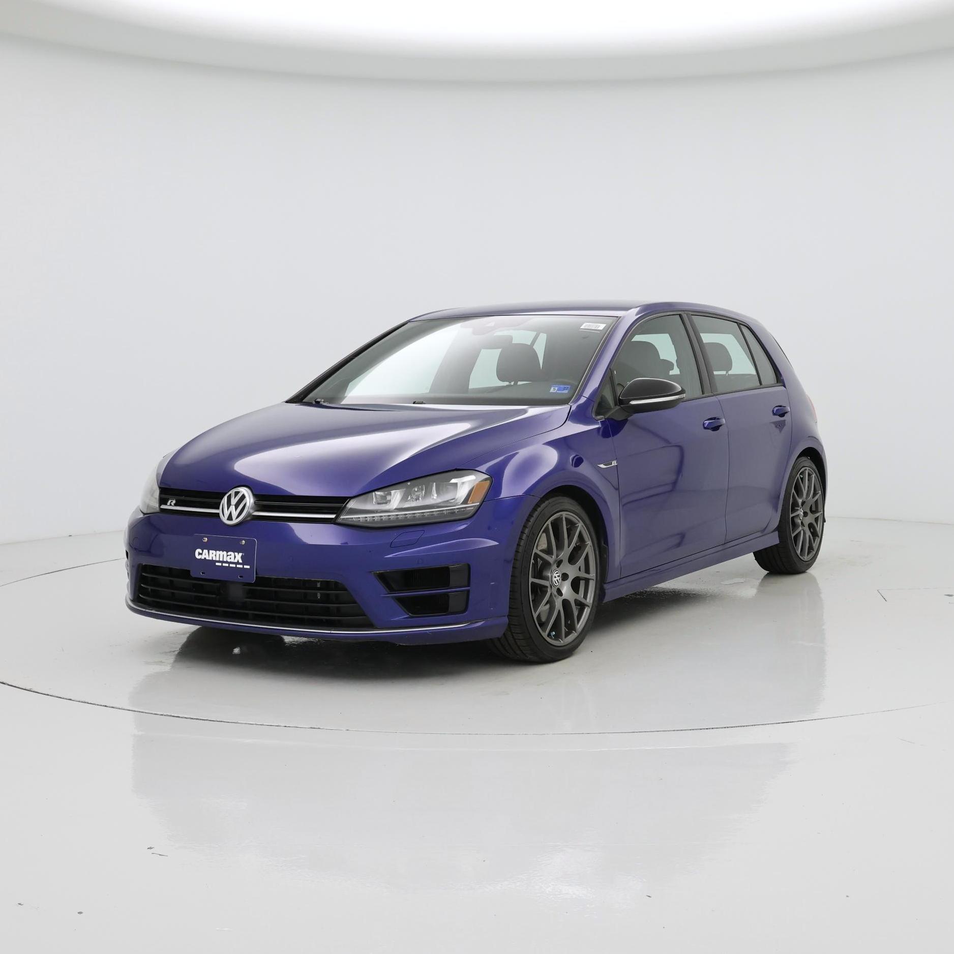 Thumbnail: 2017 Volkswagen Golf - 4