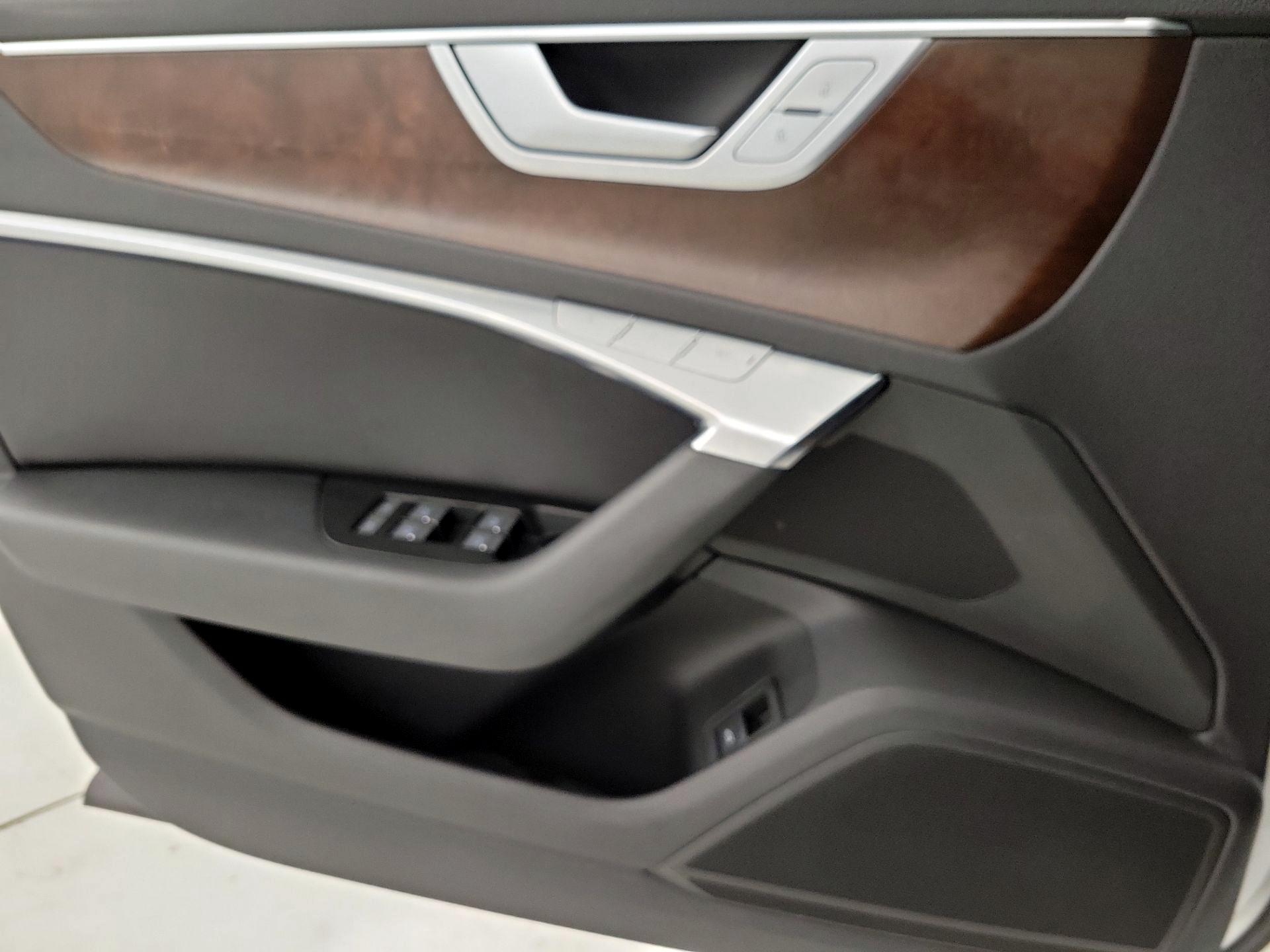 Thumbnail: 2020 Audi A6 - 12