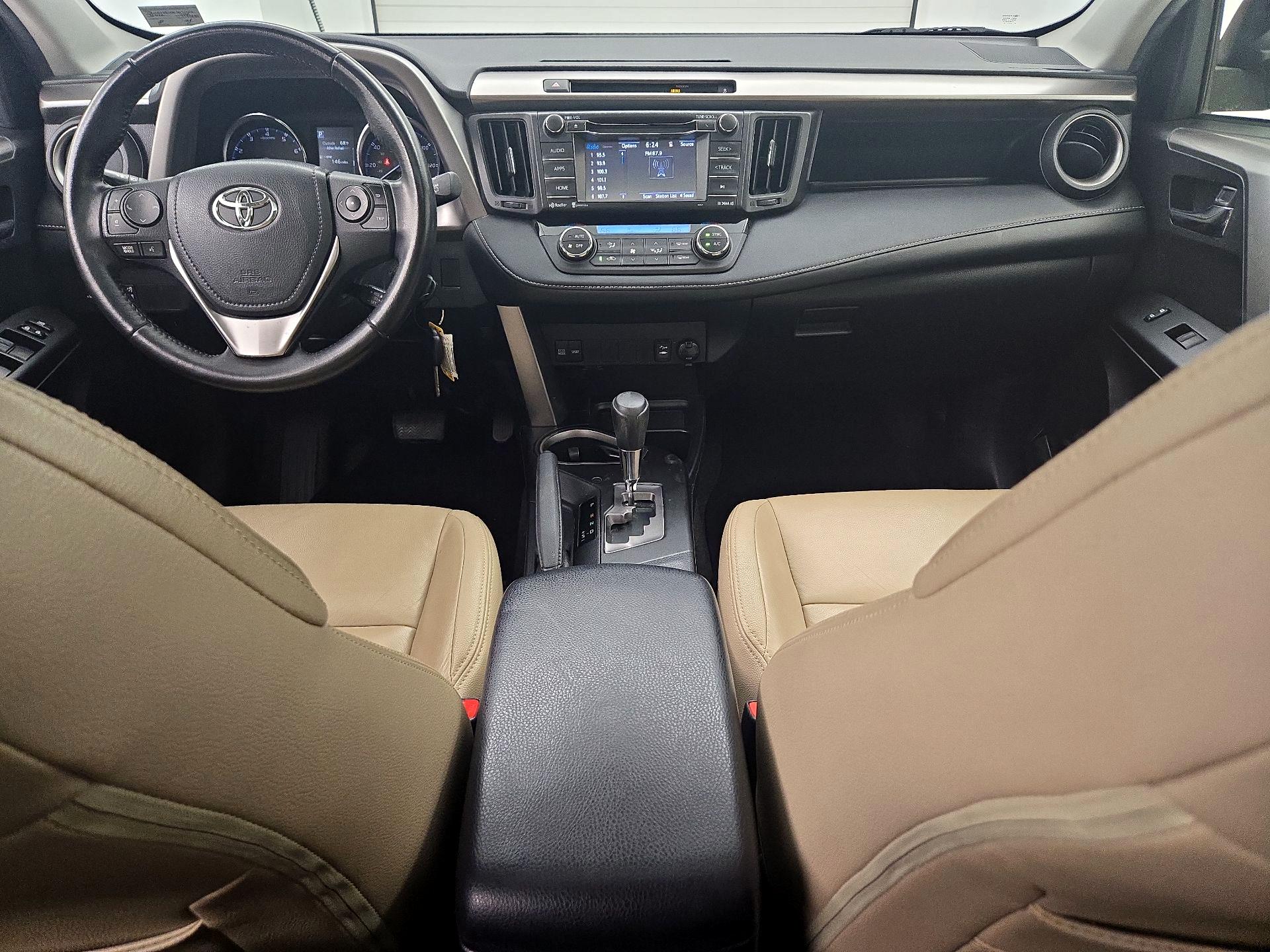 Thumbnail: 2016 Toyota RAV4 - 9