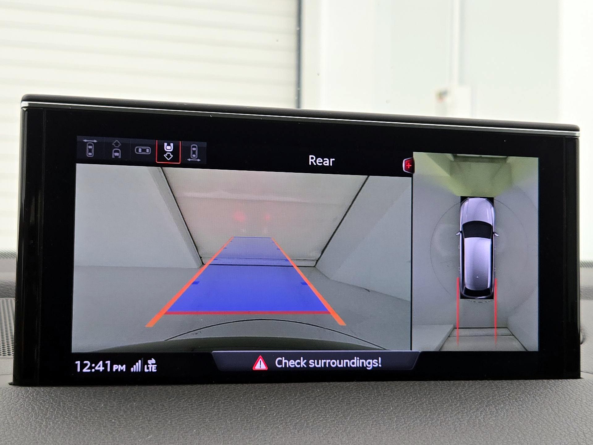 Thumbnail: 2019 Audi Q7 - 15