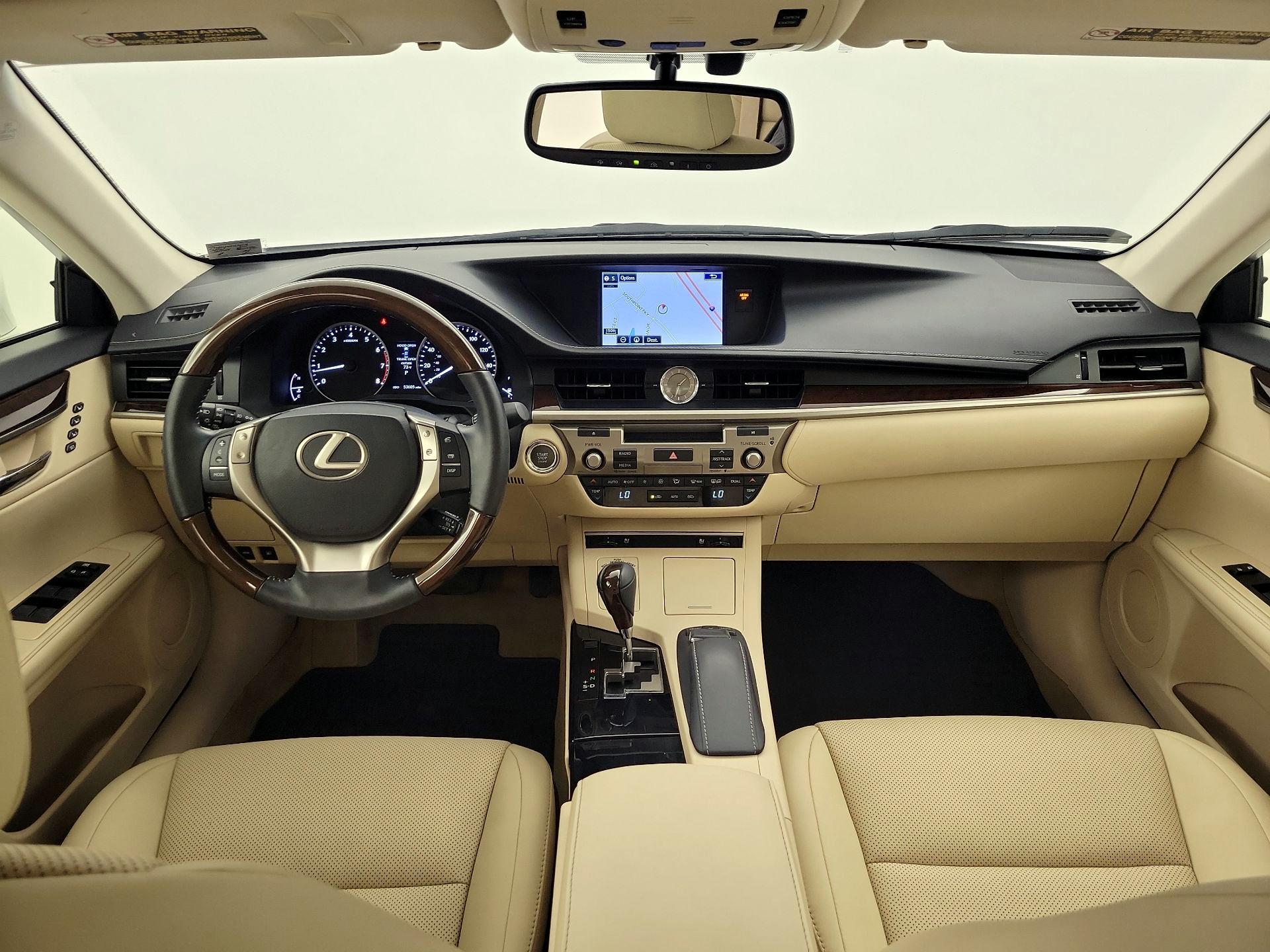 Thumbnail: 2015 Lexus ES - 9