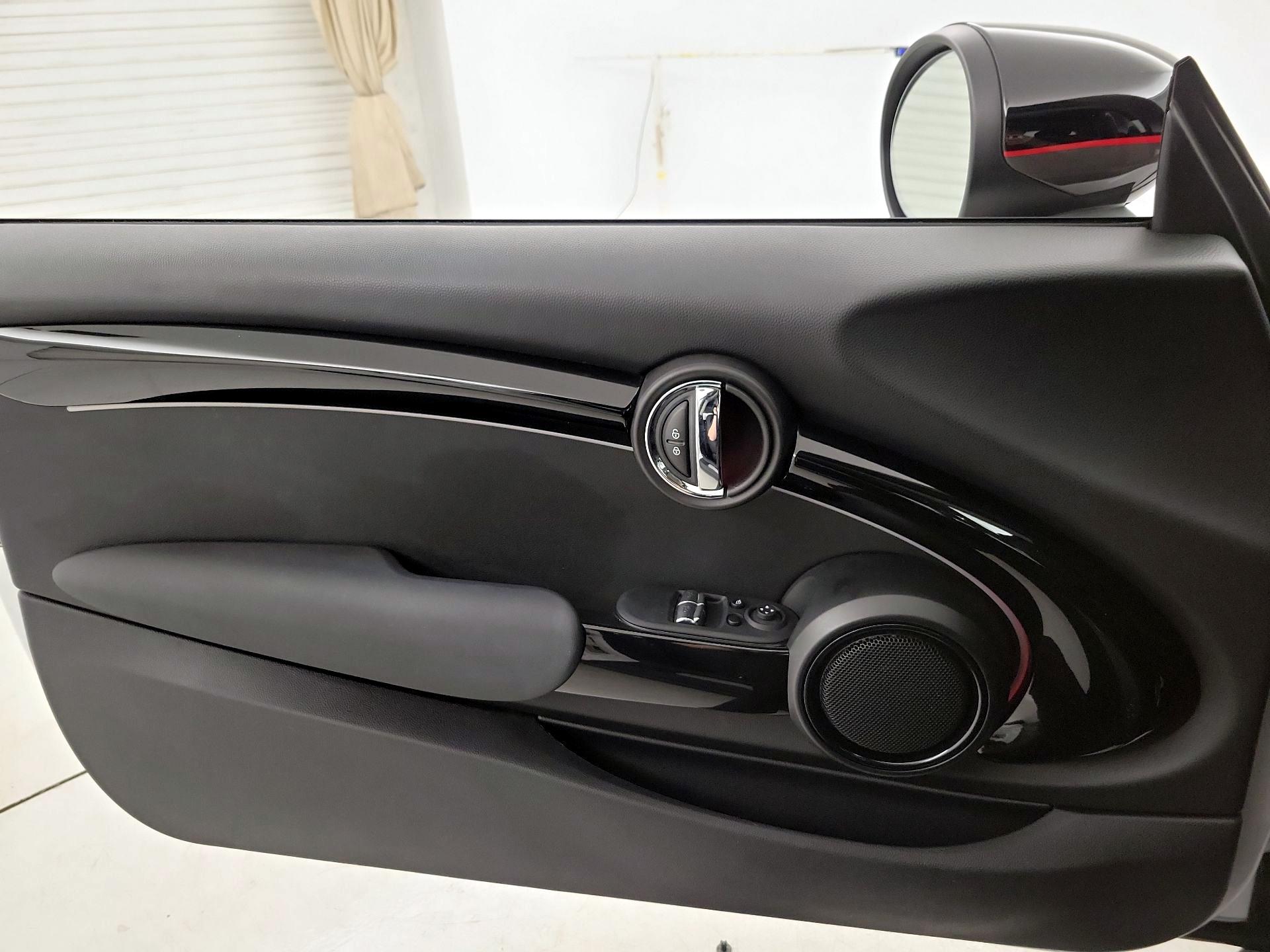 Thumbnail: 2023 MINI Cooper Hardtop - 12