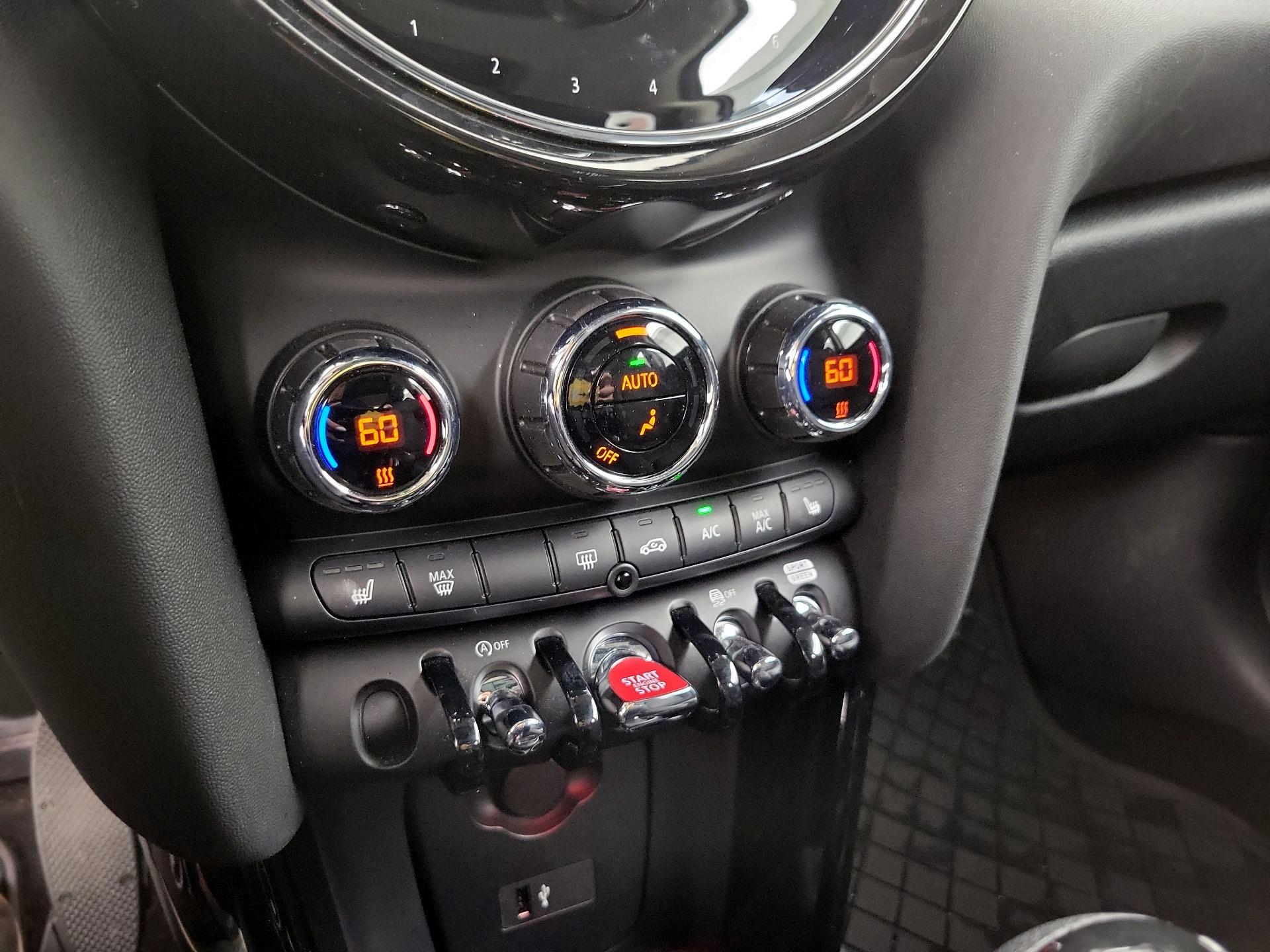 Thumbnail: 2023 MINI Cooper Hardtop - 17