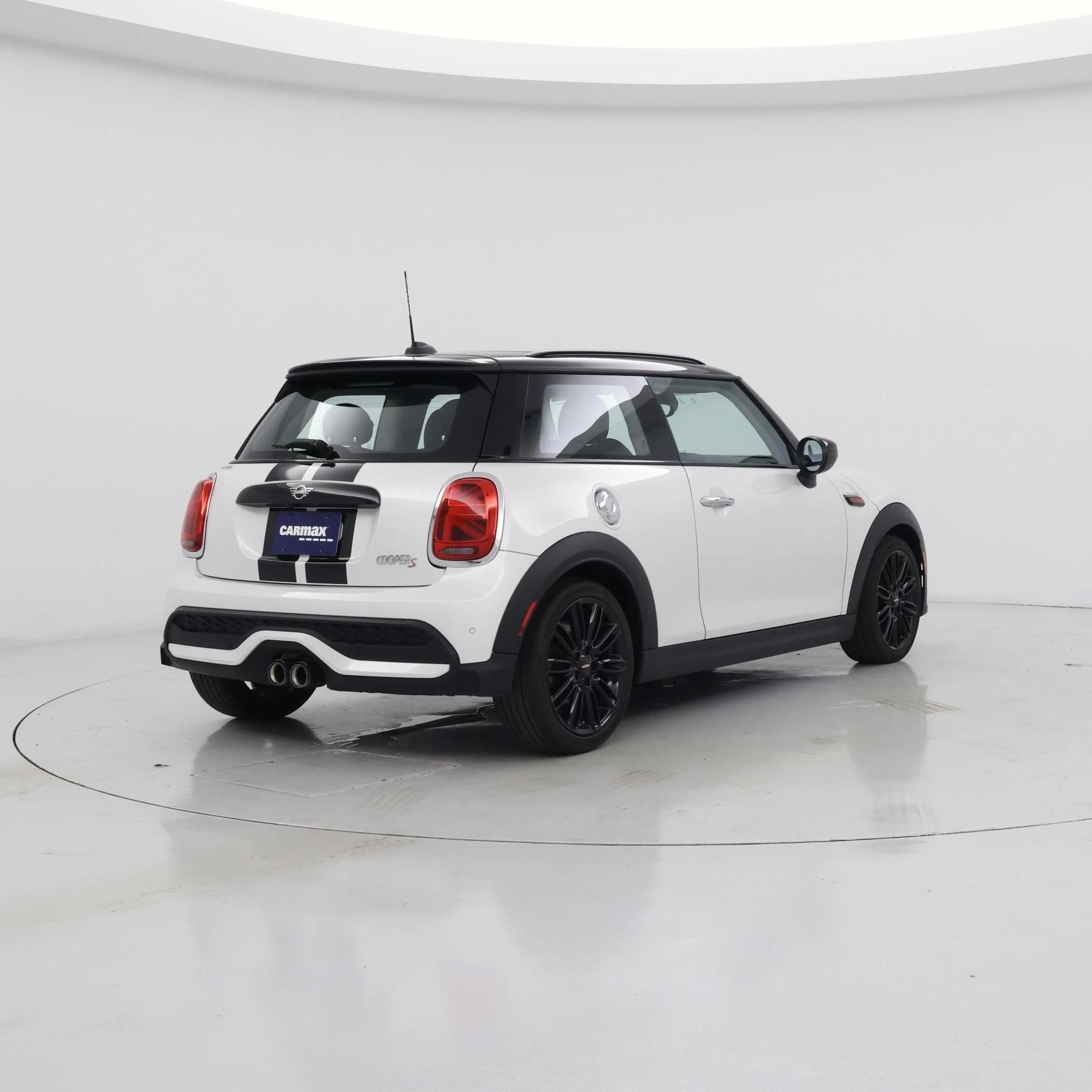 Thumbnail: 2023 MINI Cooper Hardtop - 8