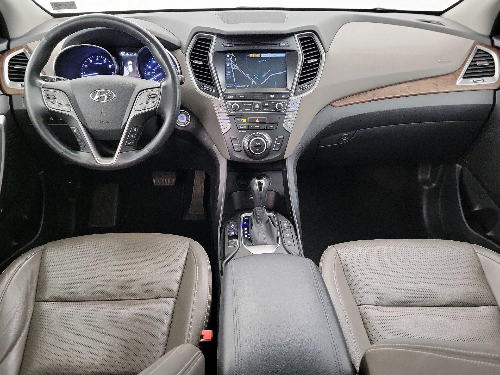 Thumbnail: 2017 Hyundai Santa Fe - 9
