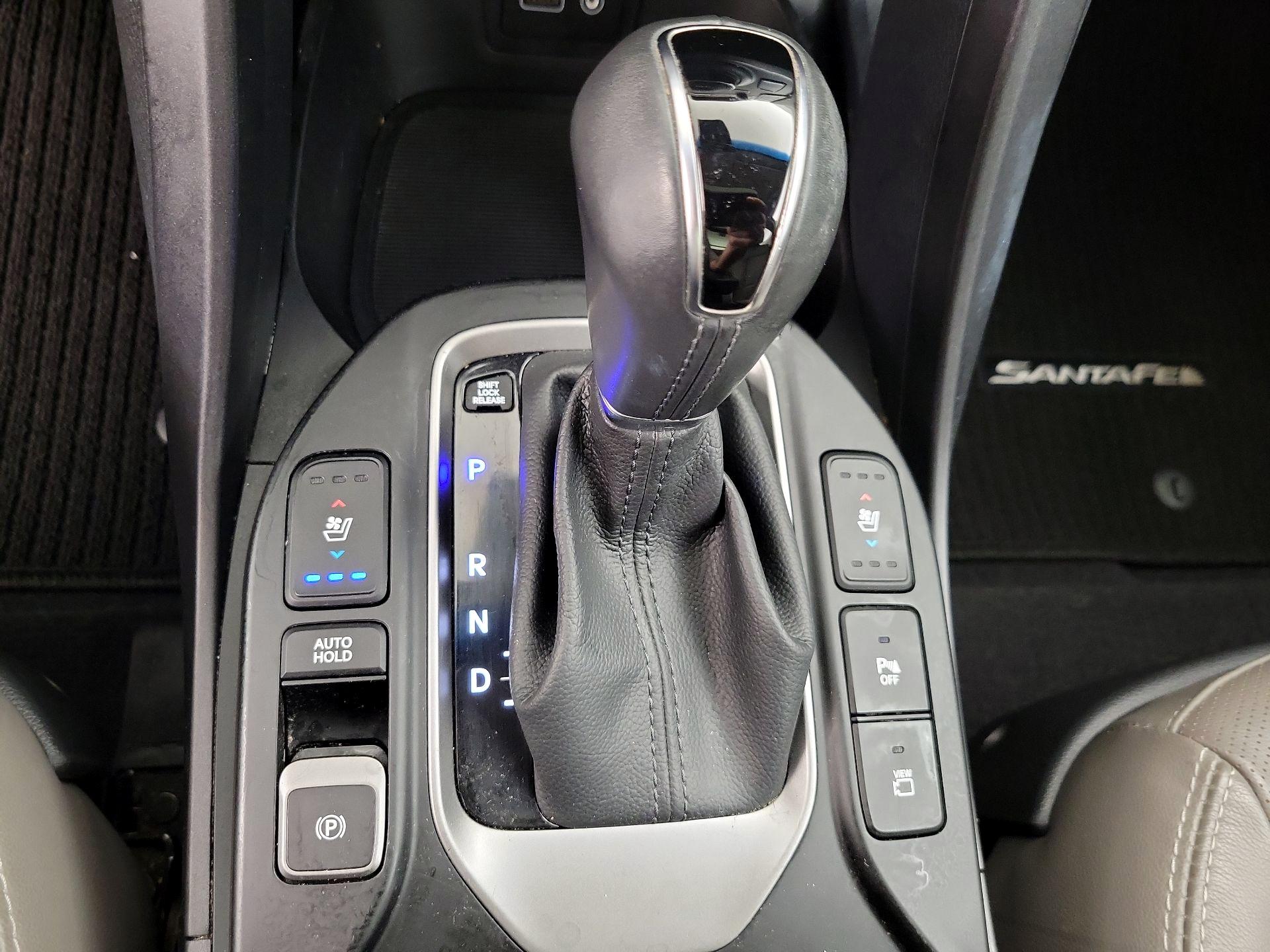 Thumbnail: 2017 Hyundai Santa Fe - 18