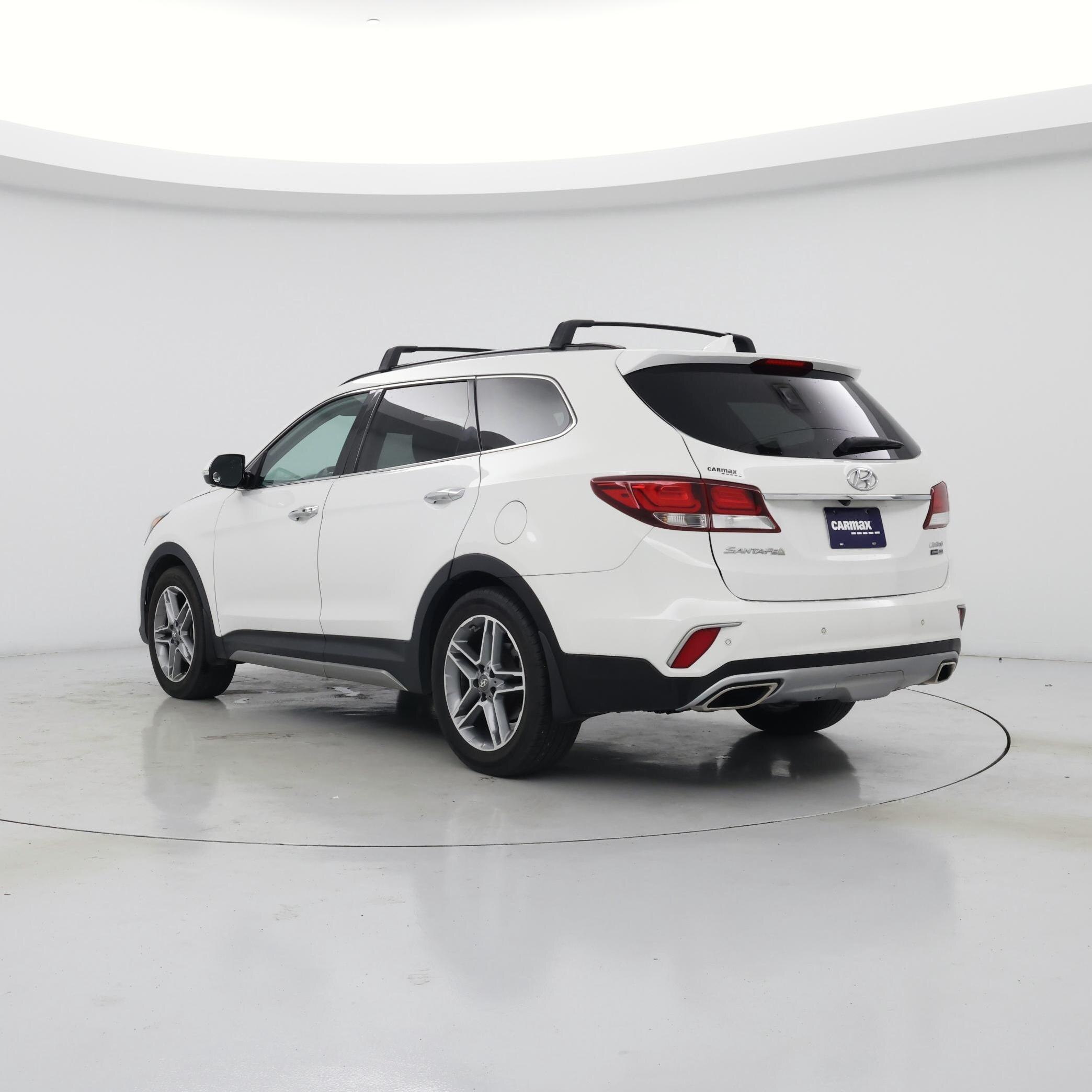 Thumbnail: 2017 Hyundai Santa Fe - 2