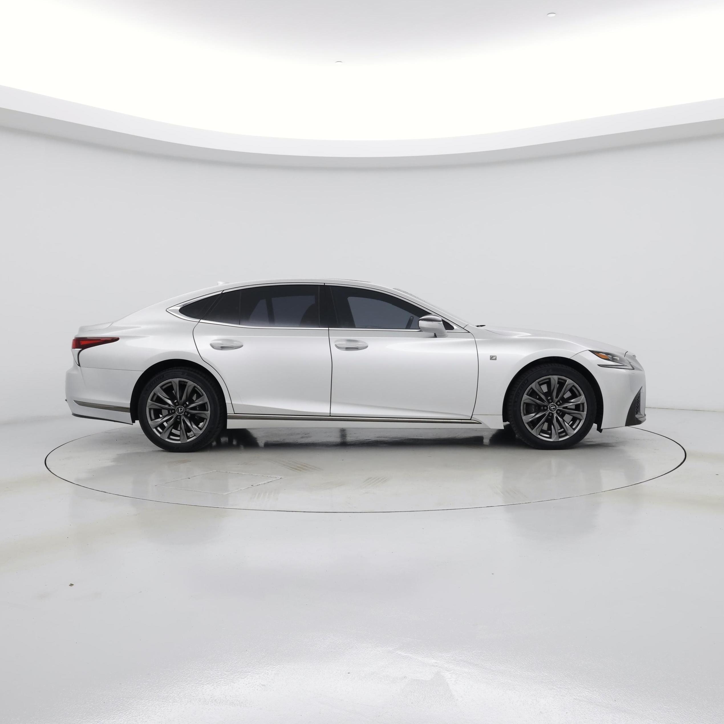 Thumbnail: 2018 Lexus LS - 7