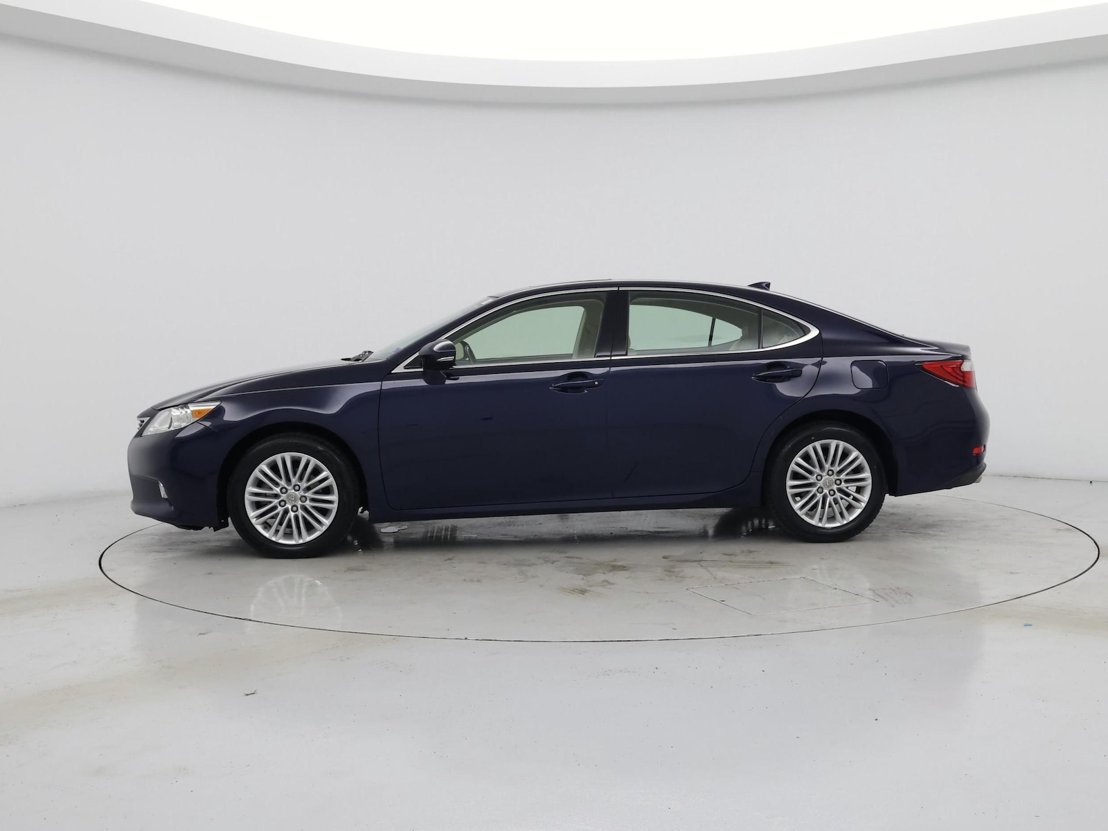 2015 Lexus ES 350 - Photo 4