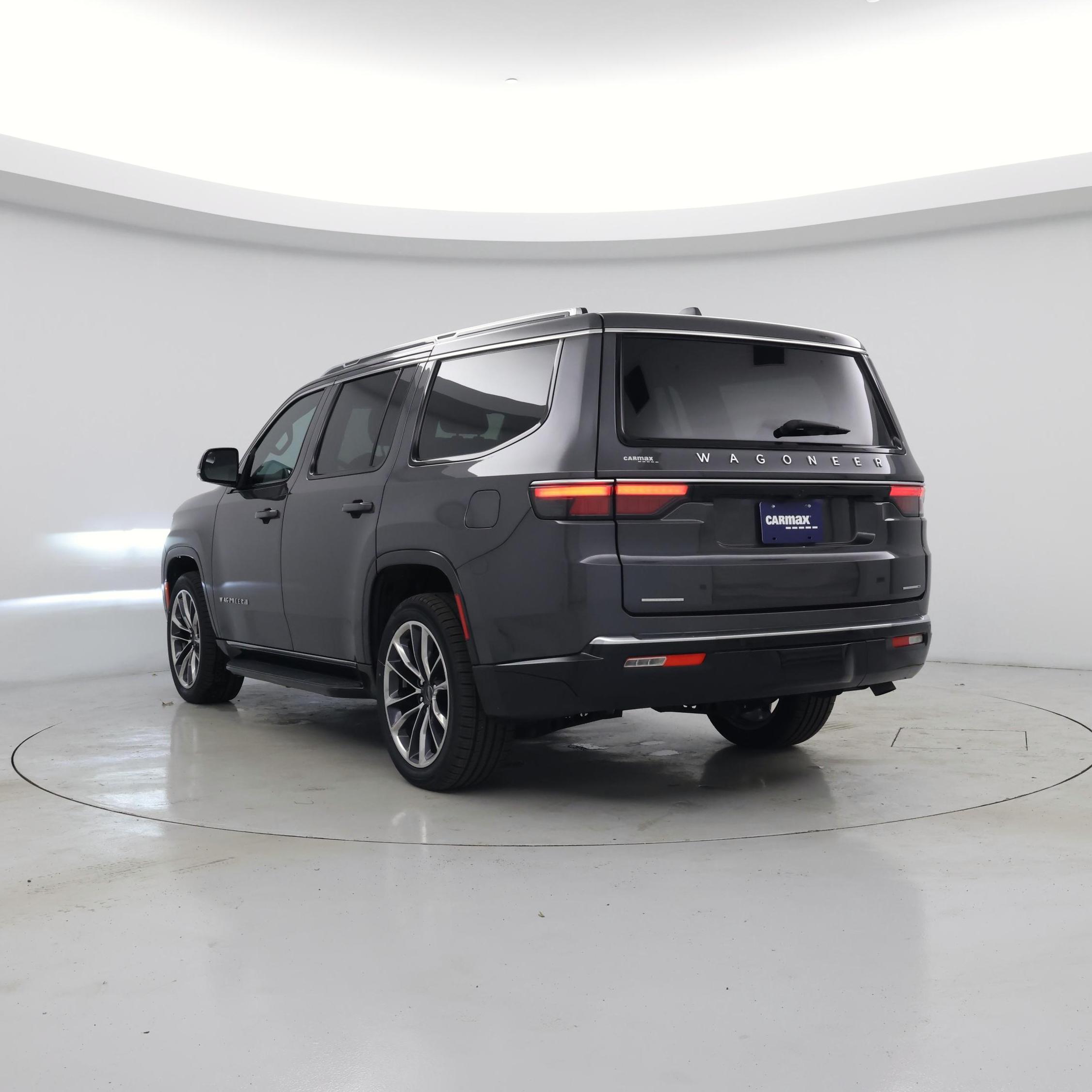 Thumbnail: 2022 Jeep Wagoneer - 2