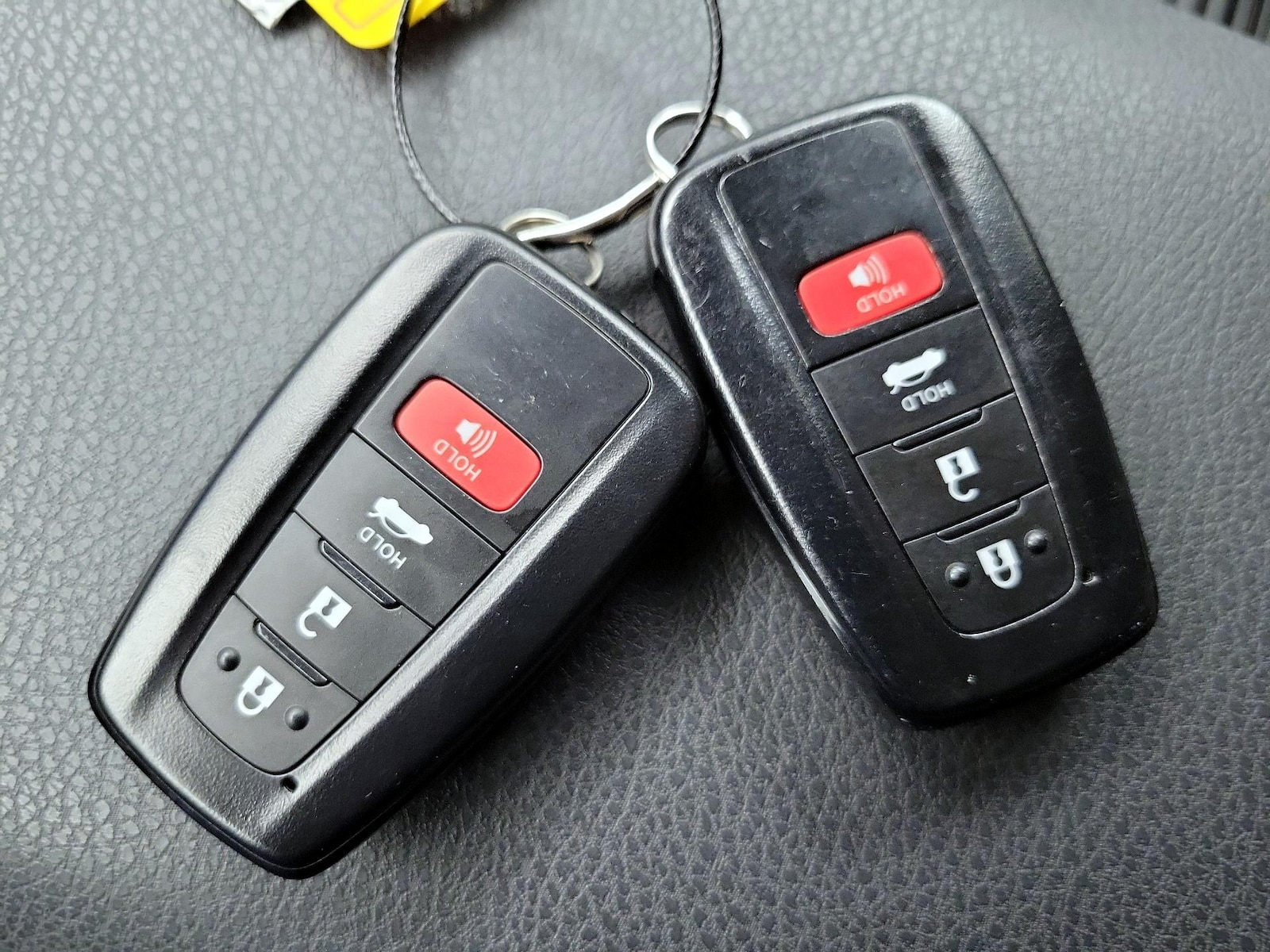 2024 Toyota Camry SE - Photo 23