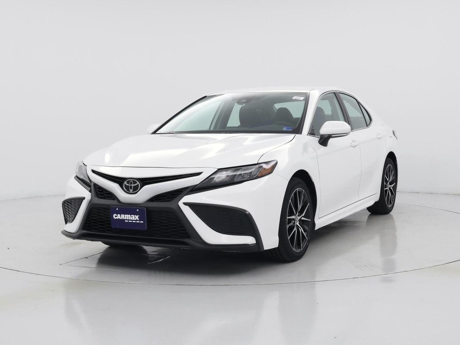 2024 Toyota Camry SE - Photo 5