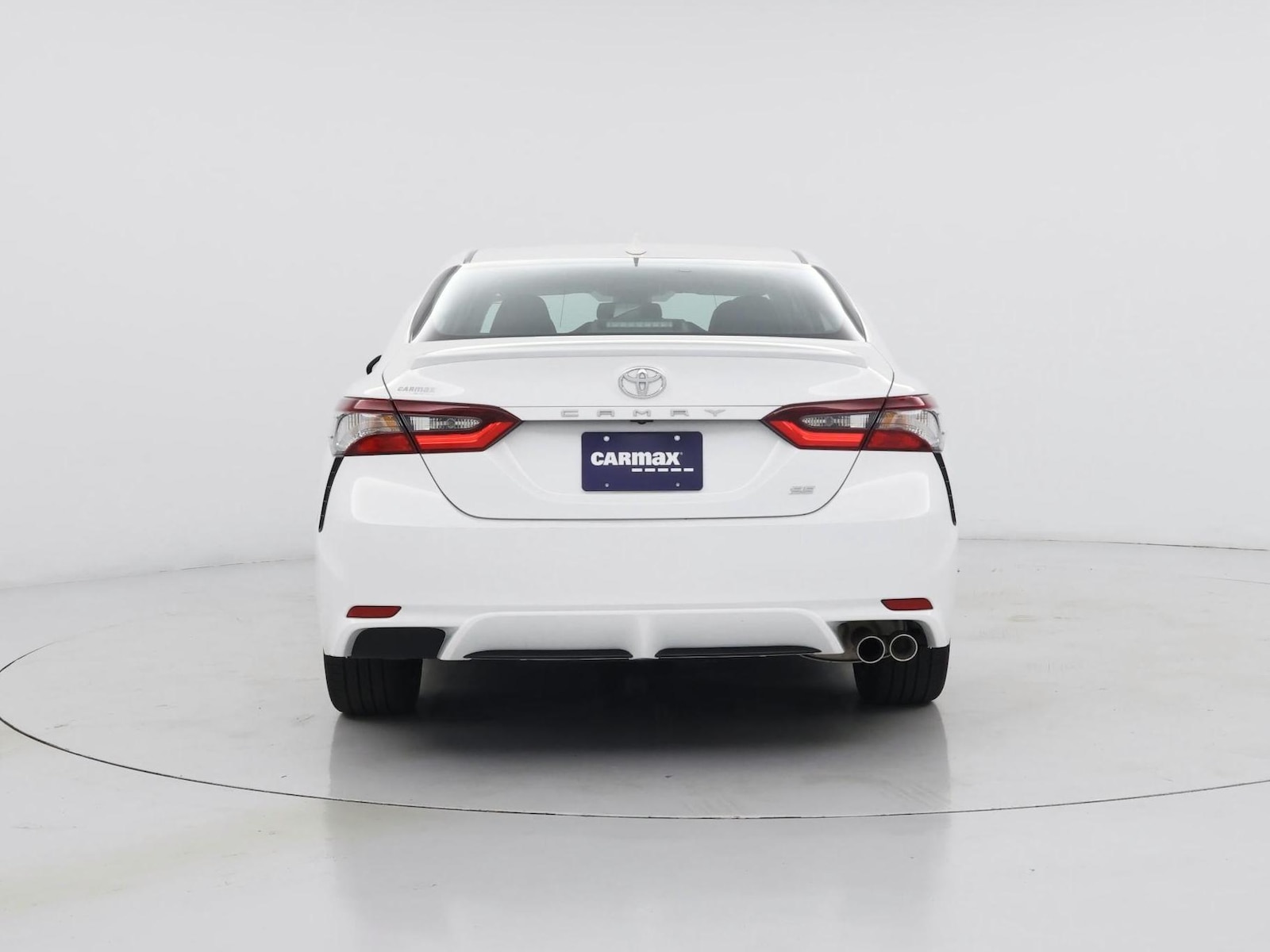 2024 Toyota Camry SE - Photo 7