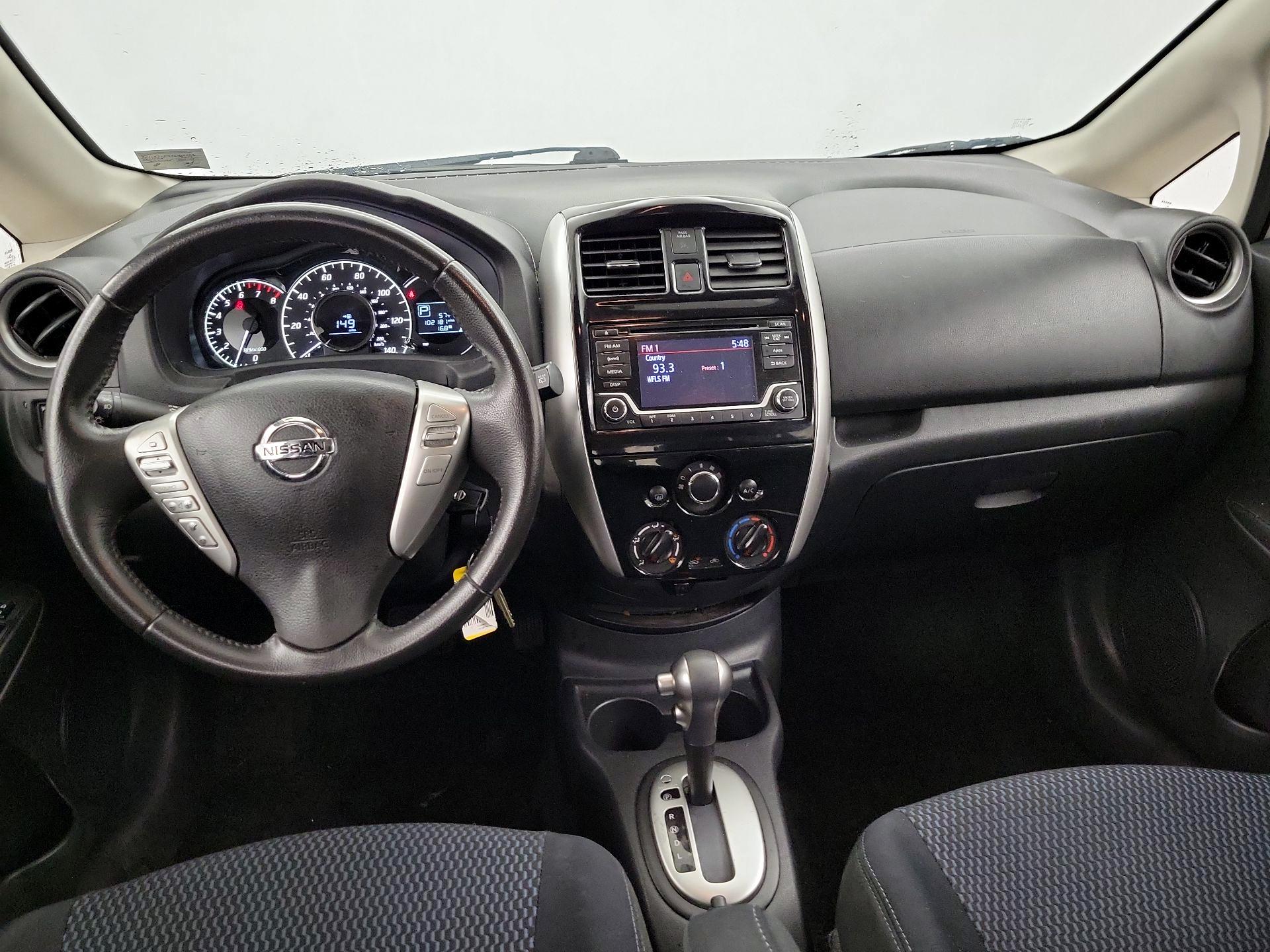 Thumbnail: 2016 Nissan Versa Note - 9