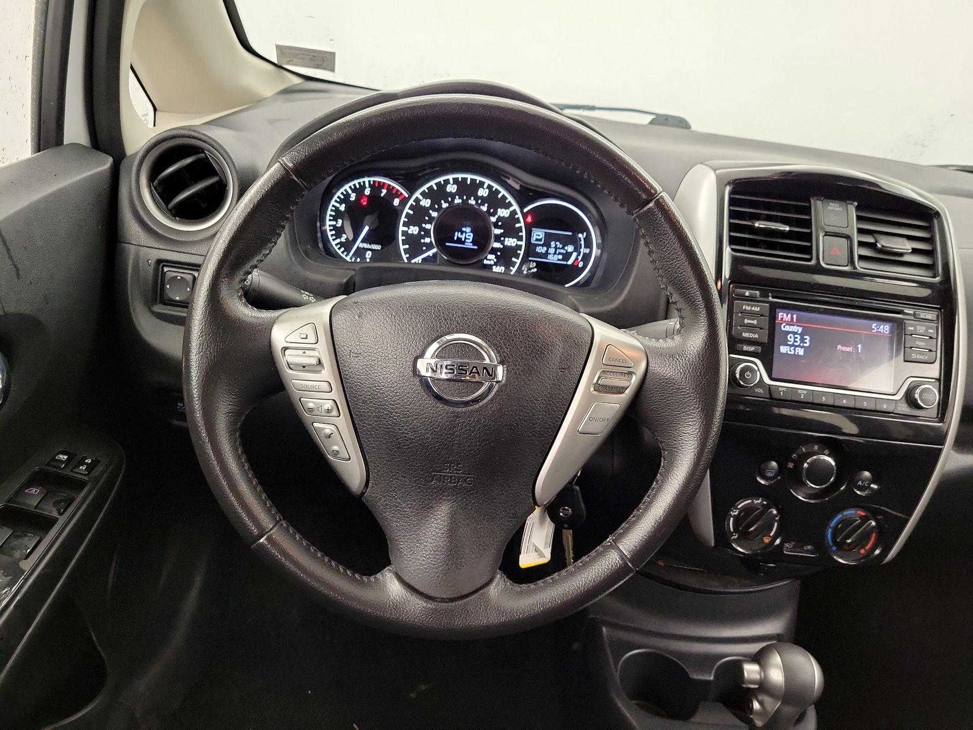 Thumbnail: 2016 Nissan Versa Note - 10