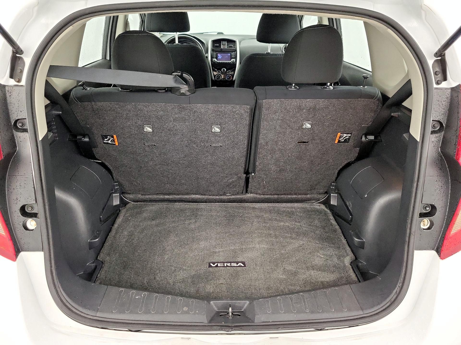 Thumbnail: 2016 Nissan Versa Note - 20