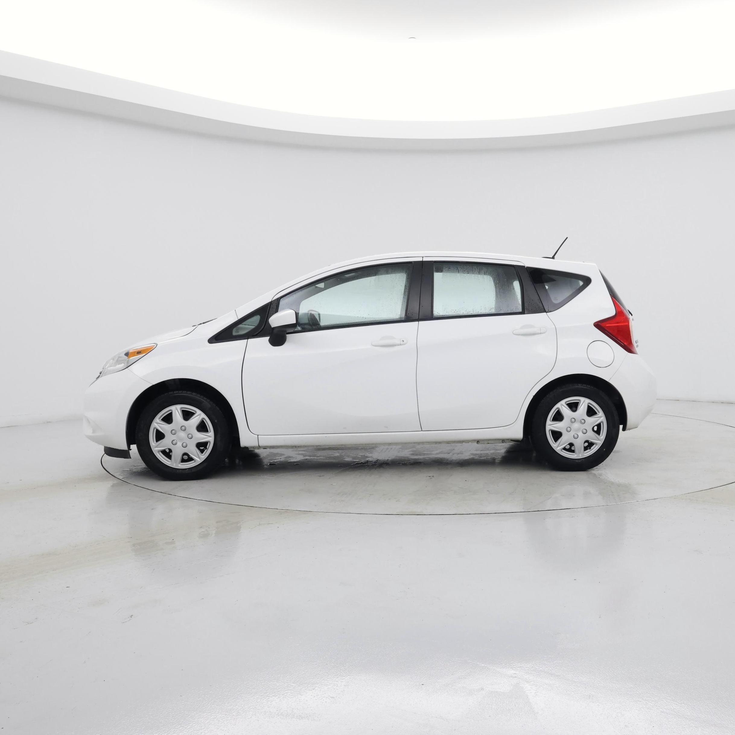 Thumbnail: 2016 Nissan Versa Note - 3