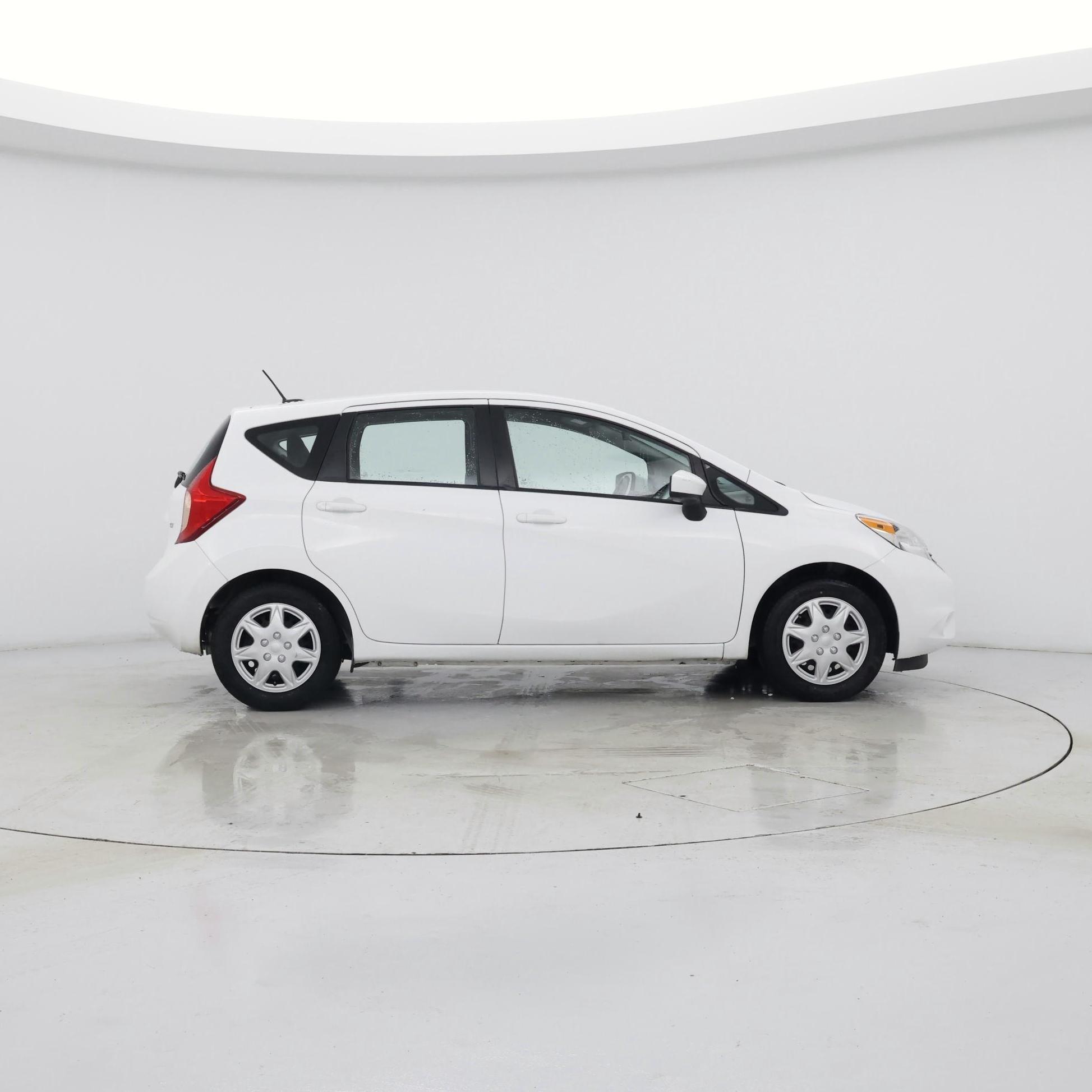 Thumbnail: 2016 Nissan Versa Note - 7
