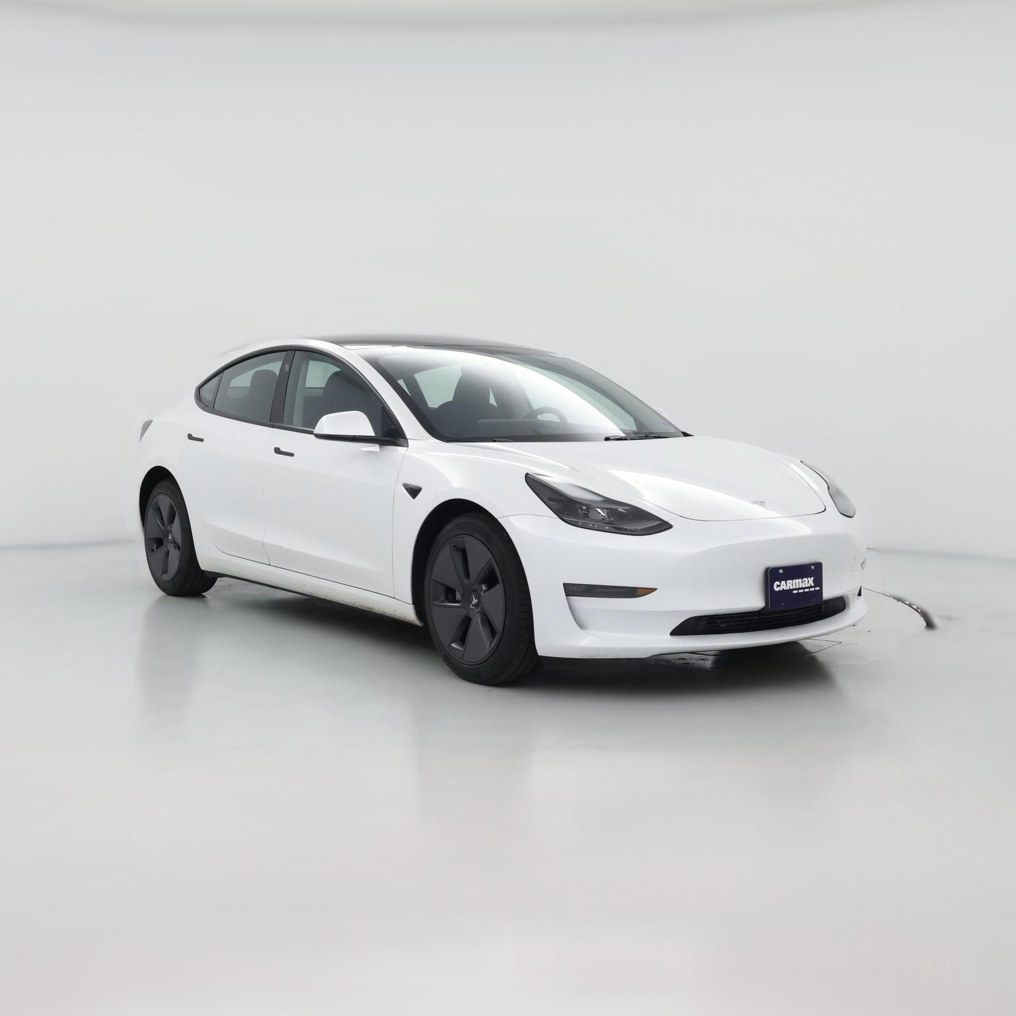 Thumbnail: 2023 Tesla Model 3 - 1