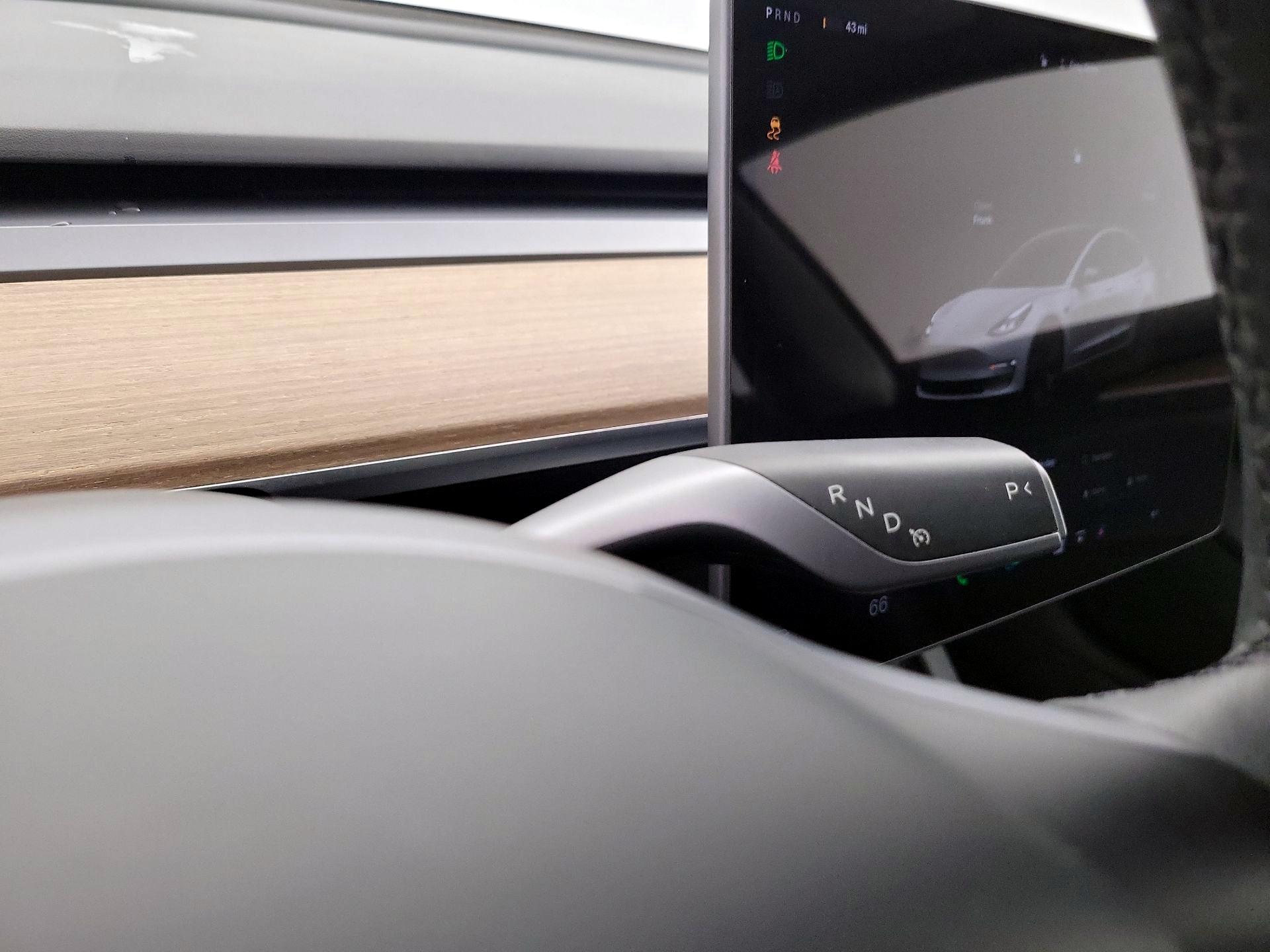 Thumbnail: 2023 Tesla Model 3 - 17