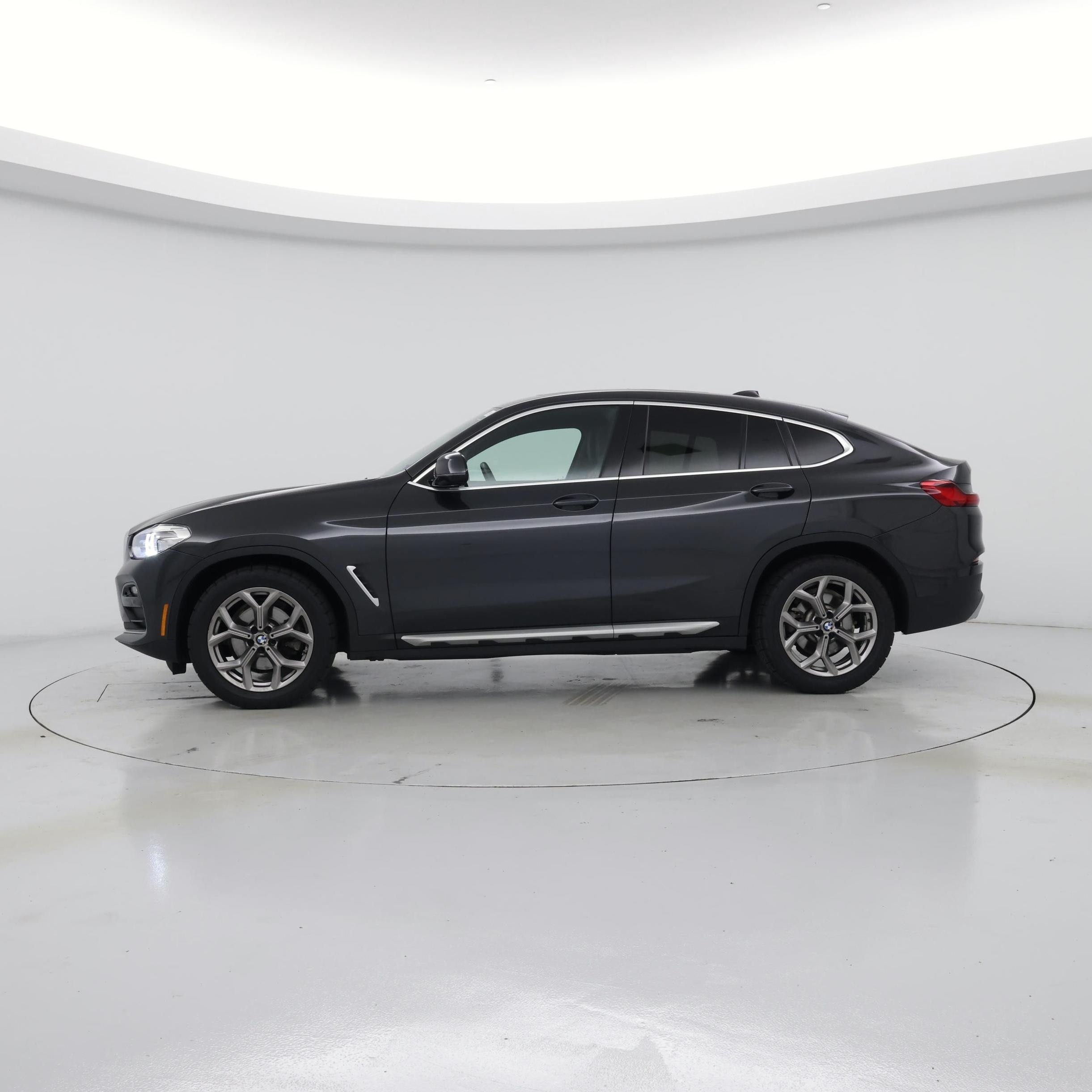 Thumbnail: 2021 BMW X4 - 3