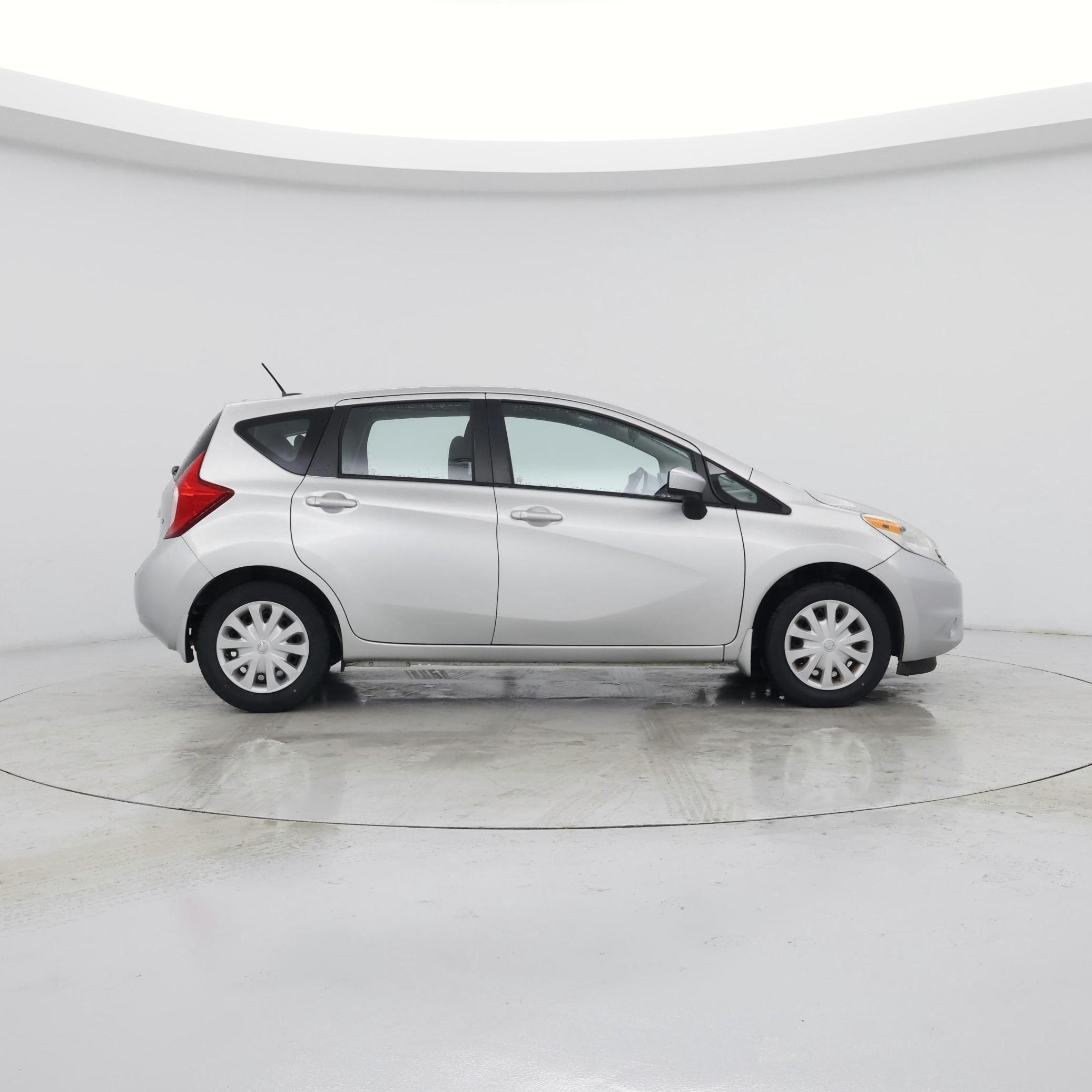 Thumbnail: 2015 Nissan Versa Note - 7