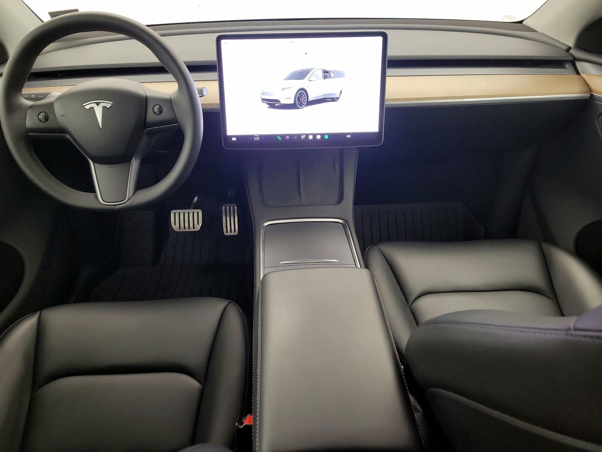 Thumbnail: 2024 Tesla Model Y - 9