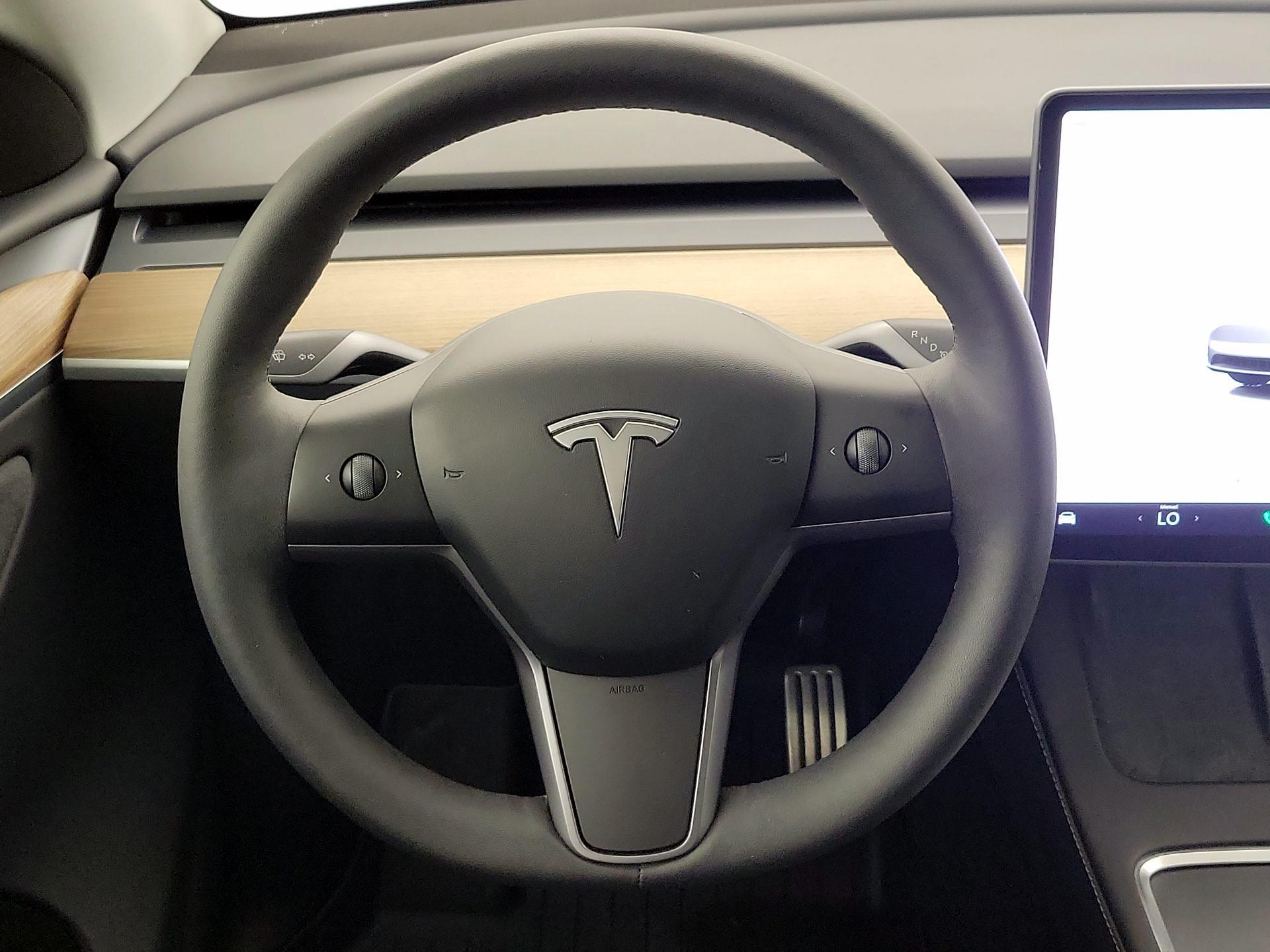 Thumbnail: 2024 Tesla Model Y - 10