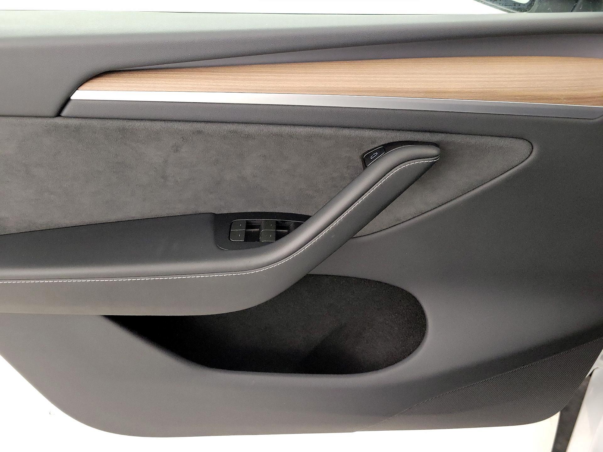 Thumbnail: 2024 Tesla Model Y - 12