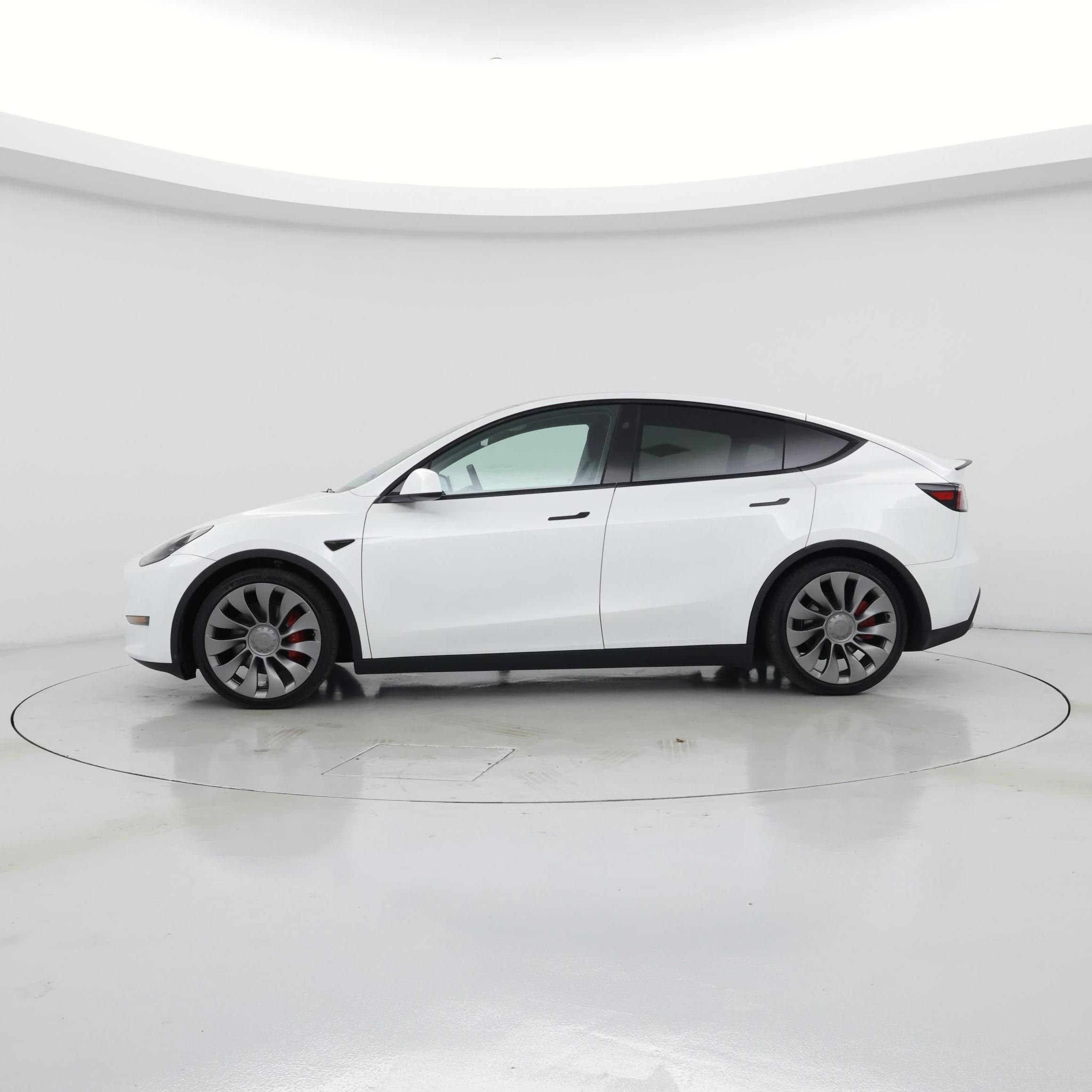 Thumbnail: 2024 Tesla Model Y - 3