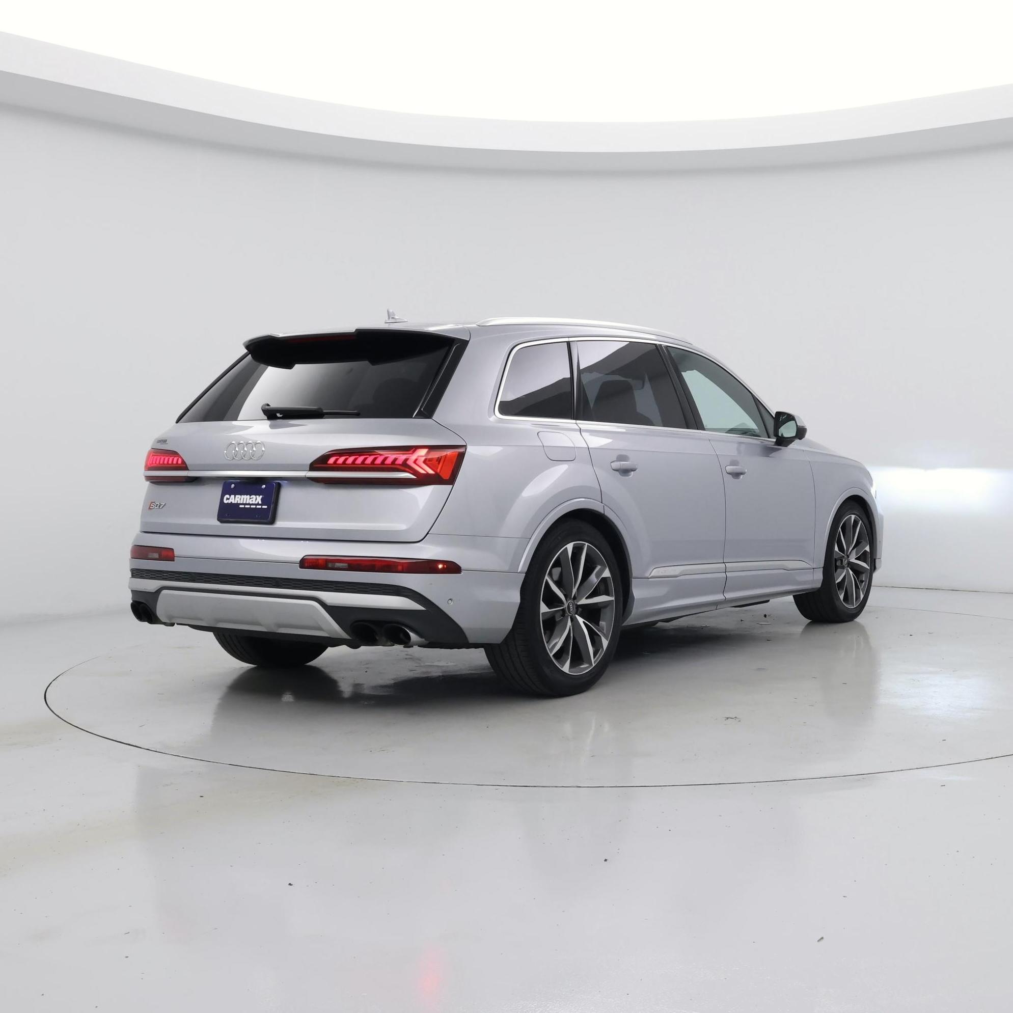 Thumbnail: 2022 Audi SQ7 - 8