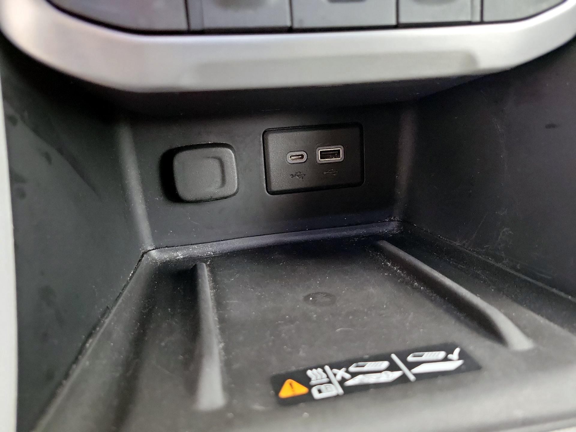 Thumbnail: 2020 GMC Acadia - 18