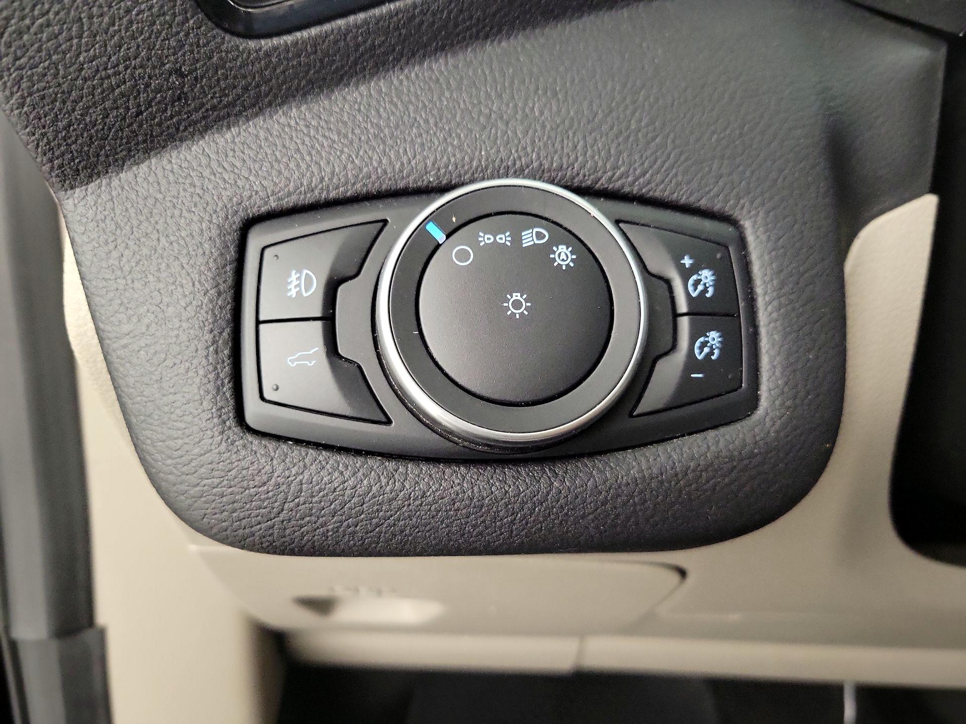 Thumbnail: 2019 Ford Escape - 13