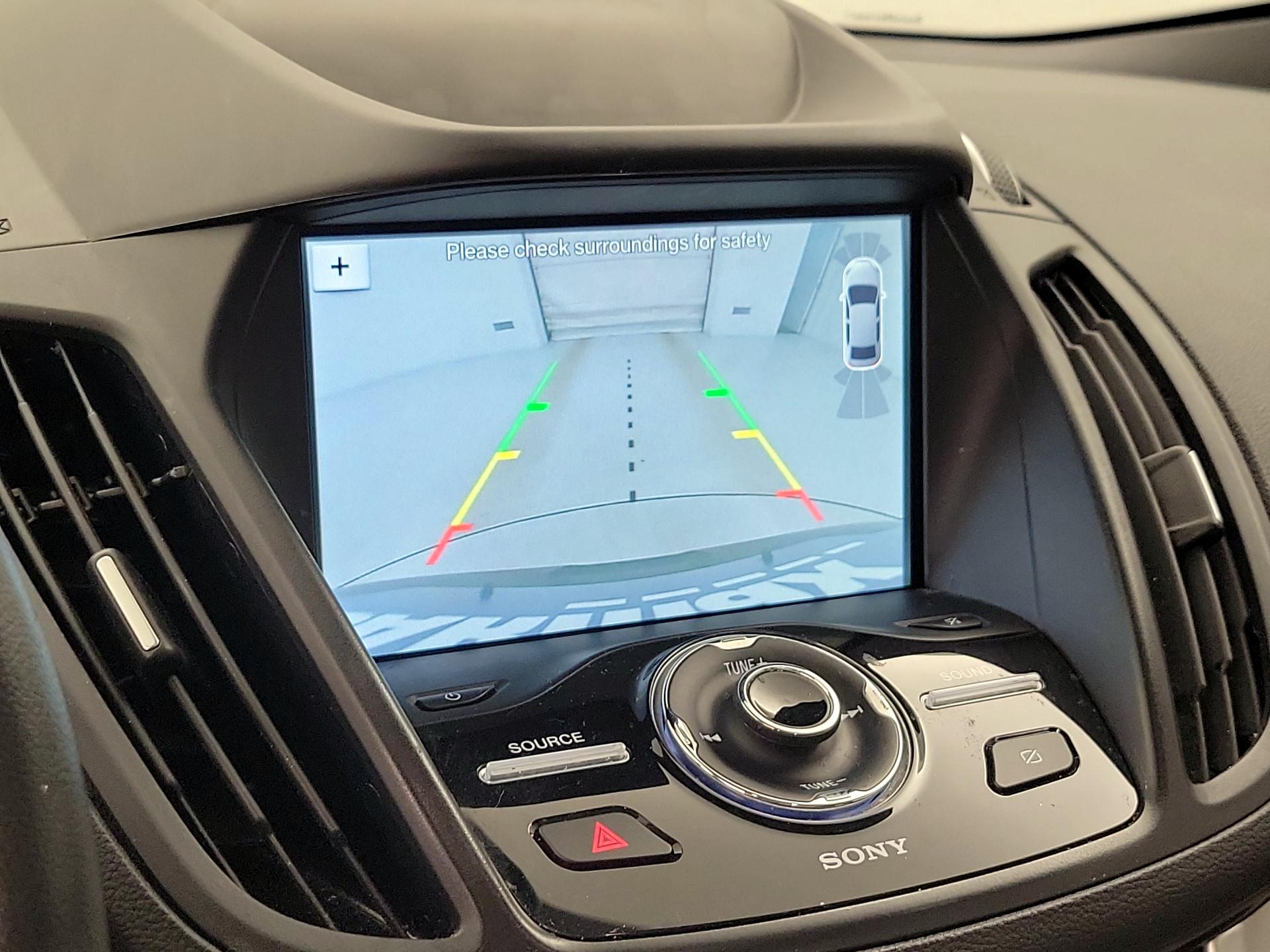 Thumbnail: 2019 Ford Escape - 15