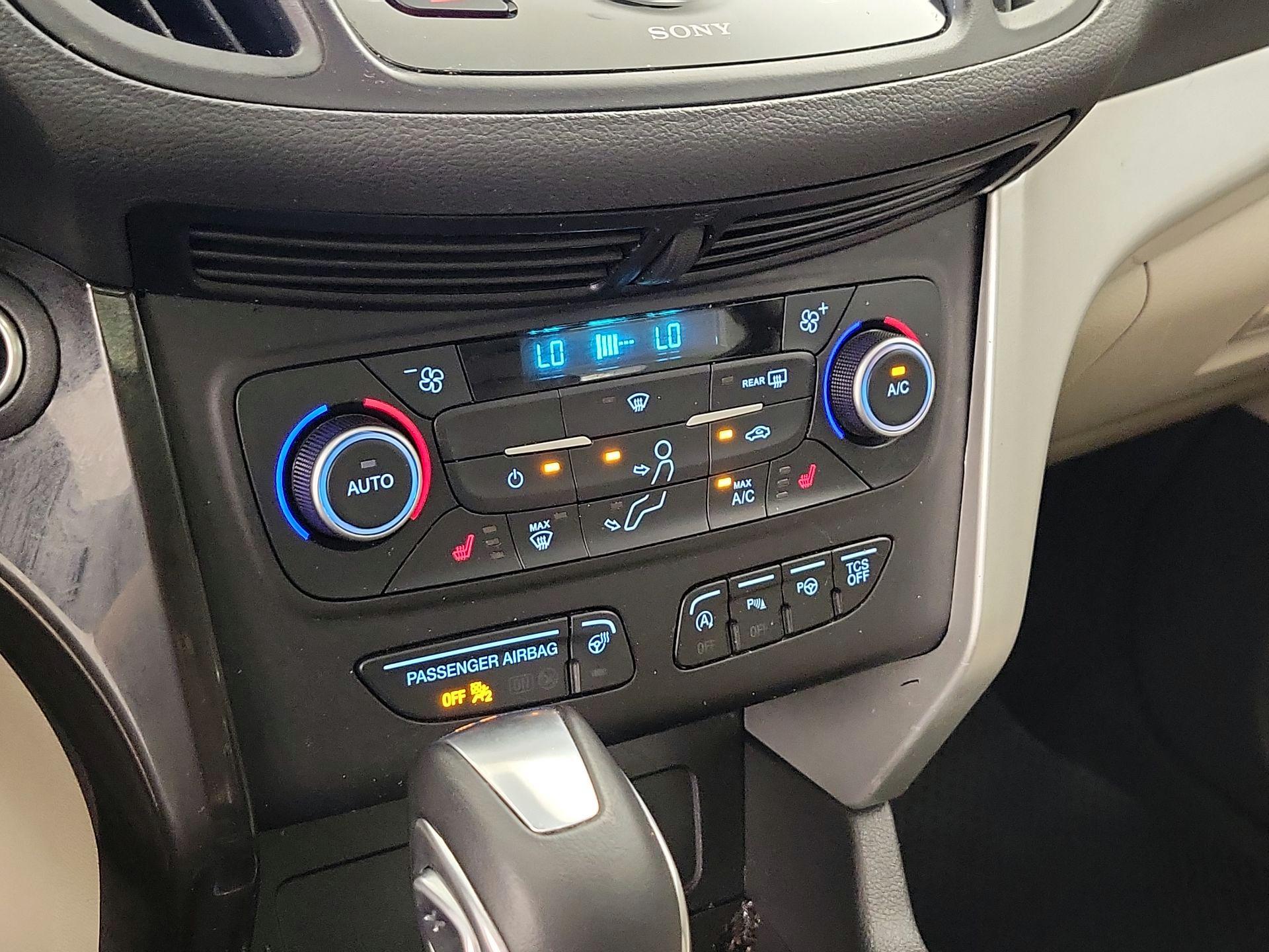 Thumbnail: 2019 Ford Escape - 17