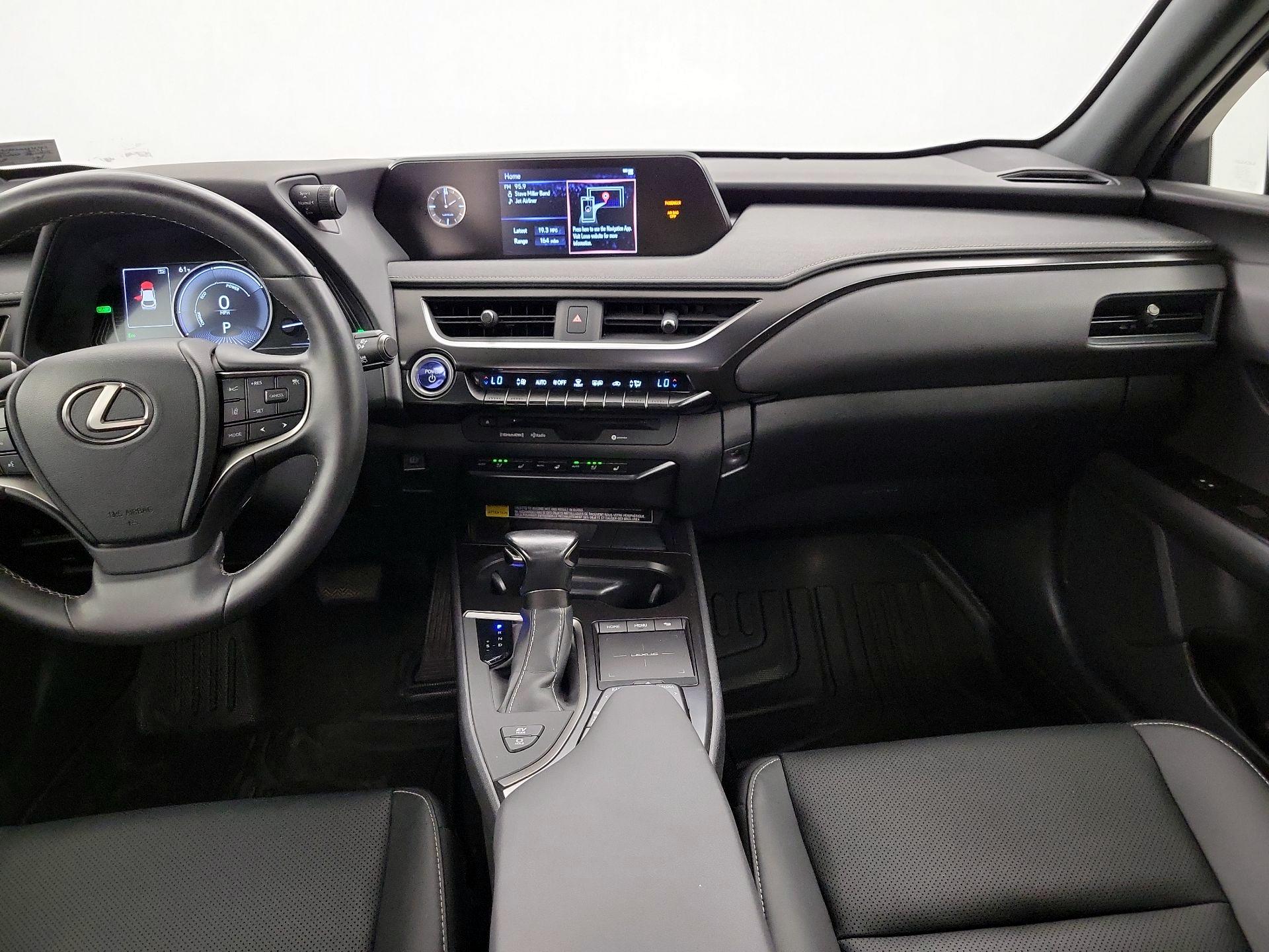 Thumbnail: 2021 Lexus UX - 9