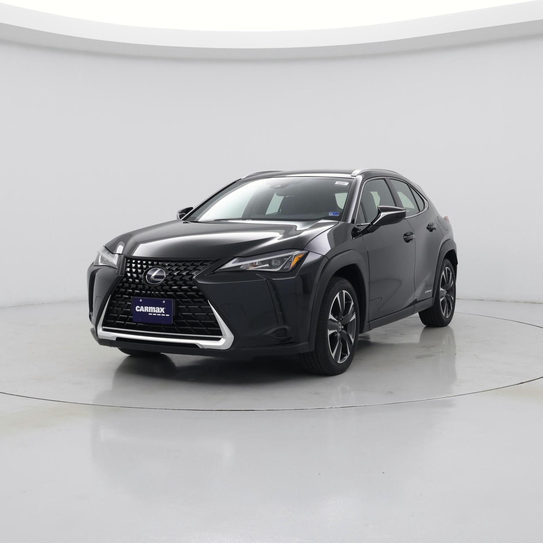 Thumbnail: 2021 Lexus UX - 4