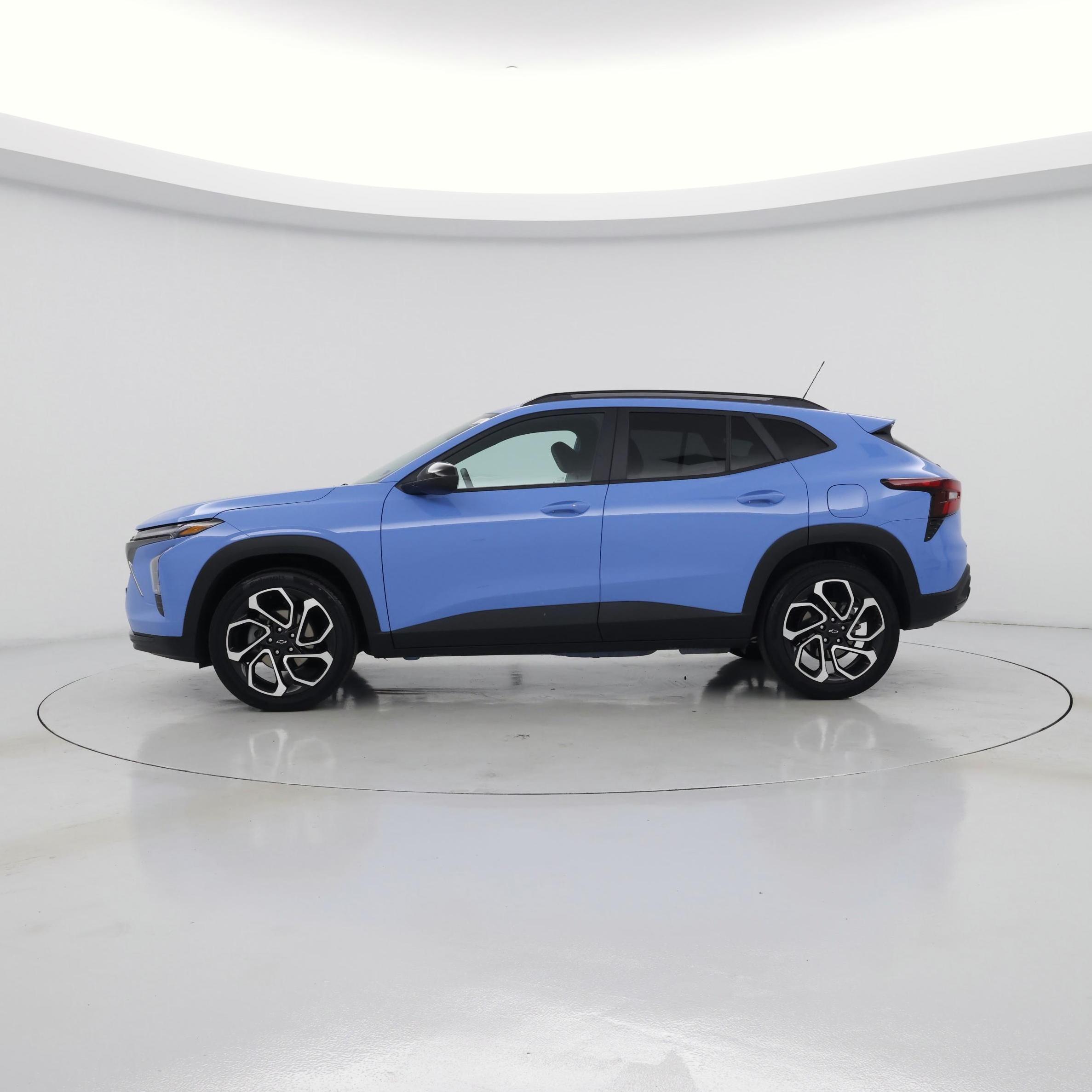 Thumbnail: 2024 Chevrolet Trax - 3